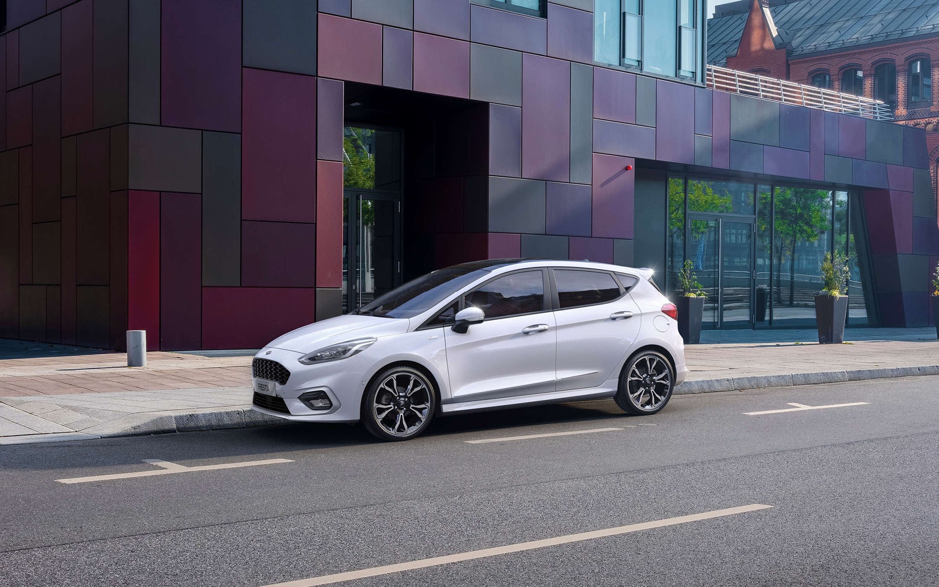 Ford Fiesta τώρα και με ήπια υβριδική τεχνολογία