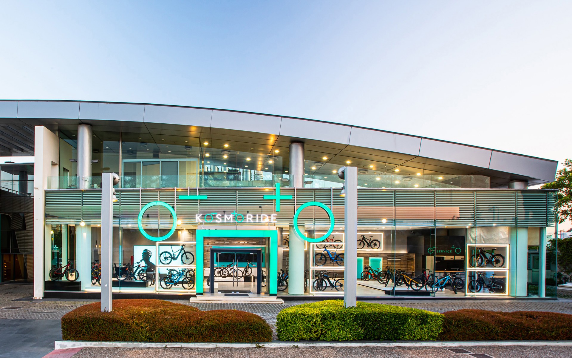 Κατάστημα με κορυφαία ηλεκτρικά ποδήλατα από την Kosmocar!