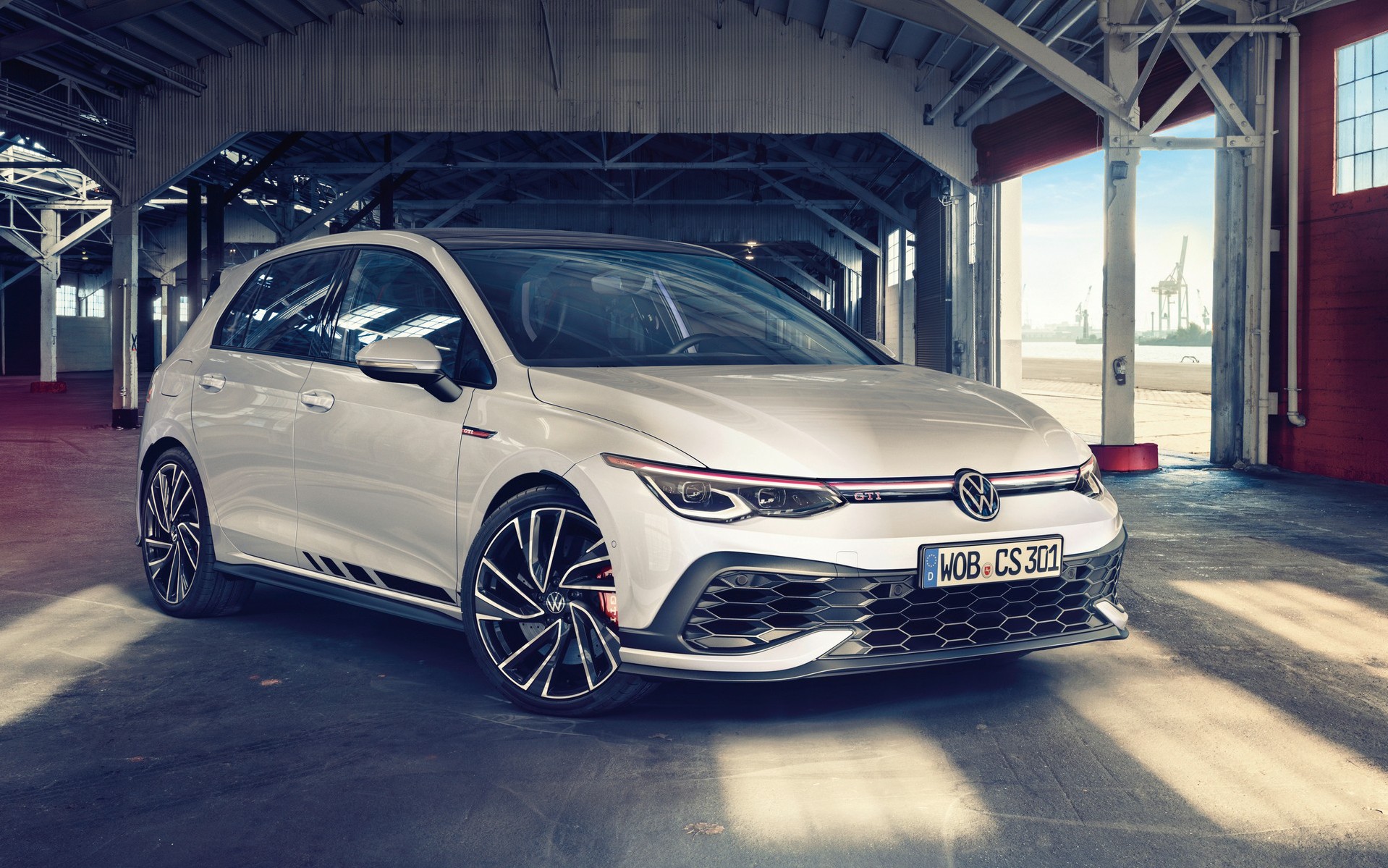Nέο Golf GTI Clubsport με 300 ίππους και πρόγραμμα Nurburgring