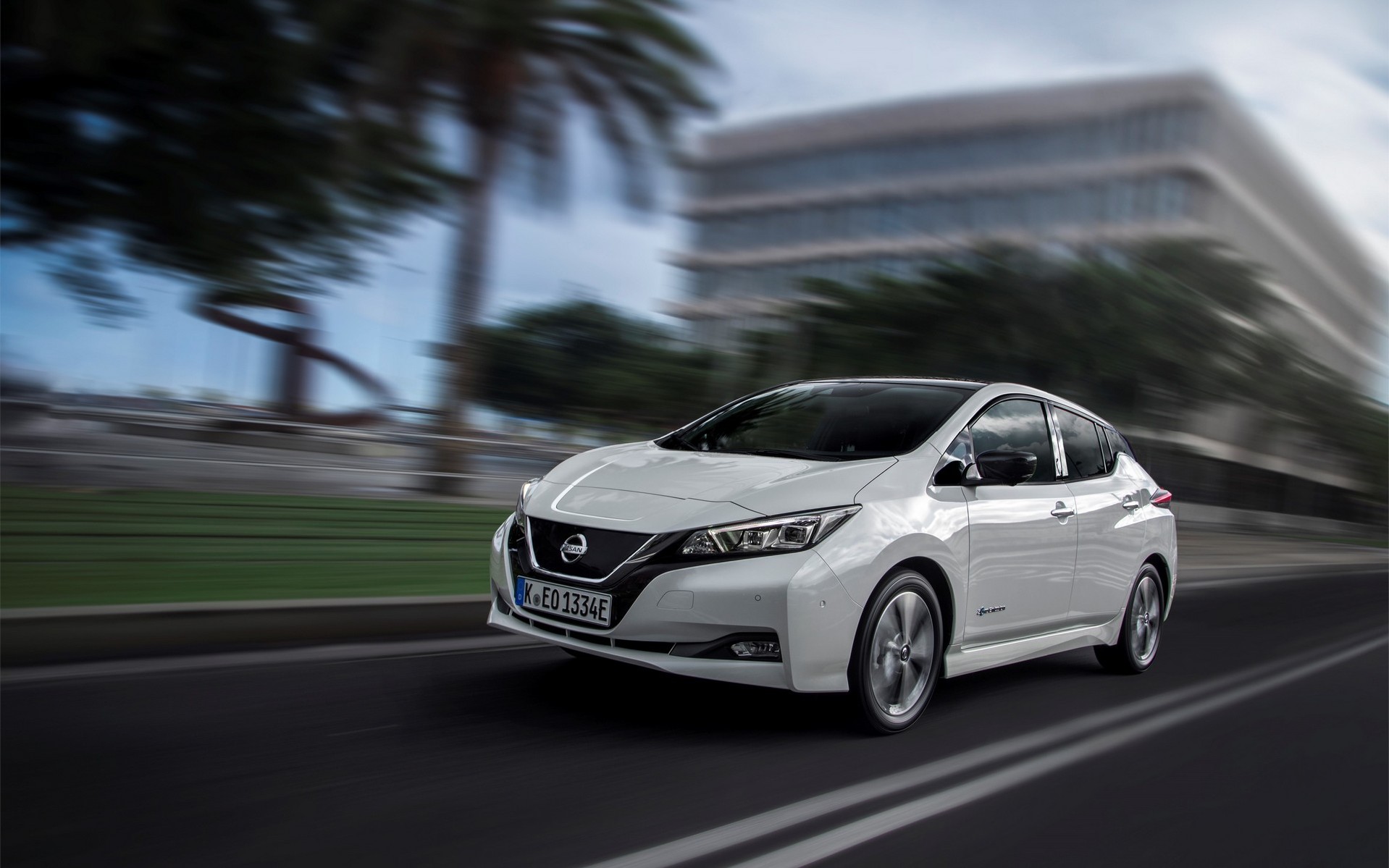 10 χρόνια Nissan Leaf: 10 πράγματα που ίσως δεν ξέρατε για το best-seller ηλεκτρικό