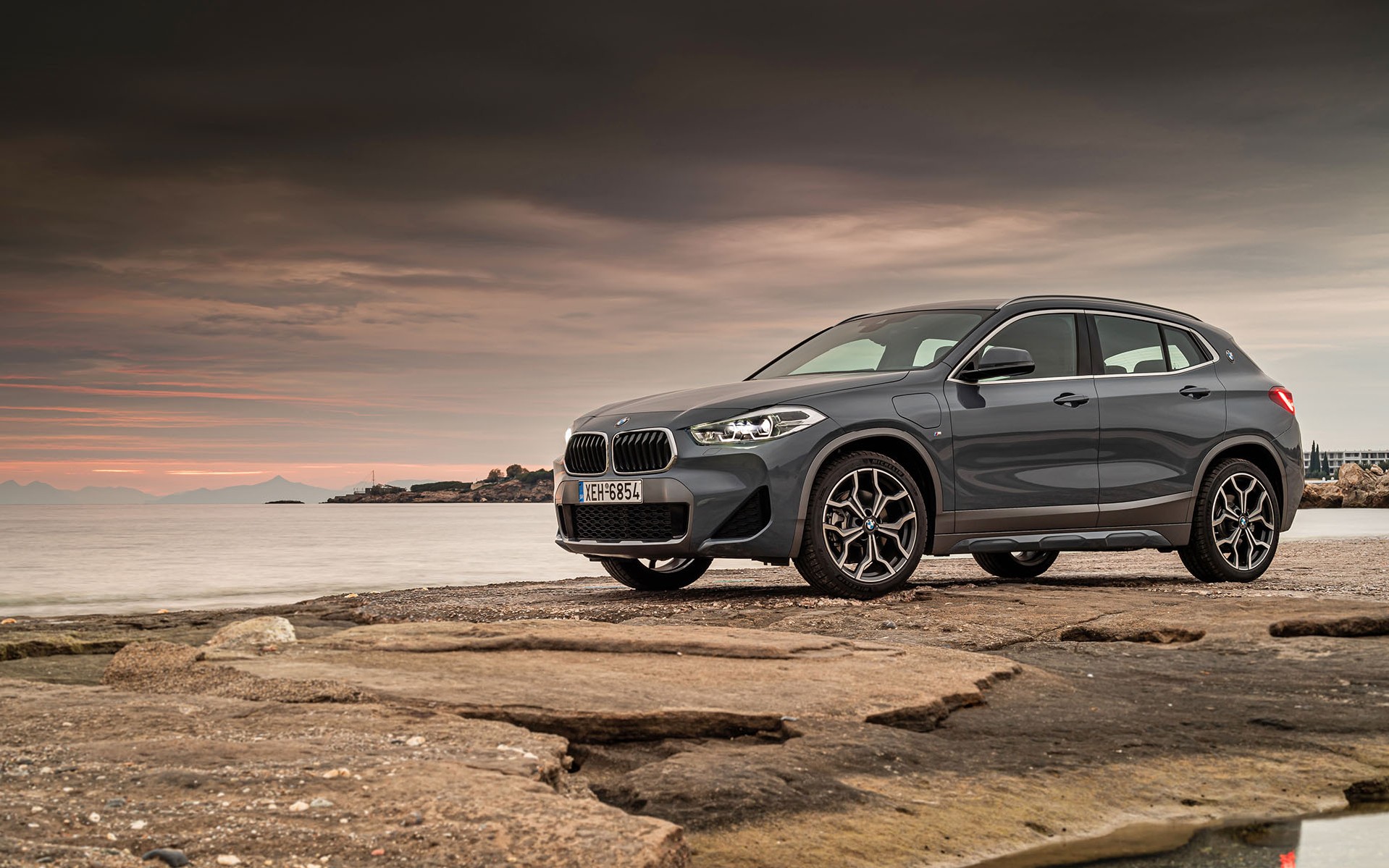 Πόσο στοιχίζει η νέα BMW X2 xDrive25e;