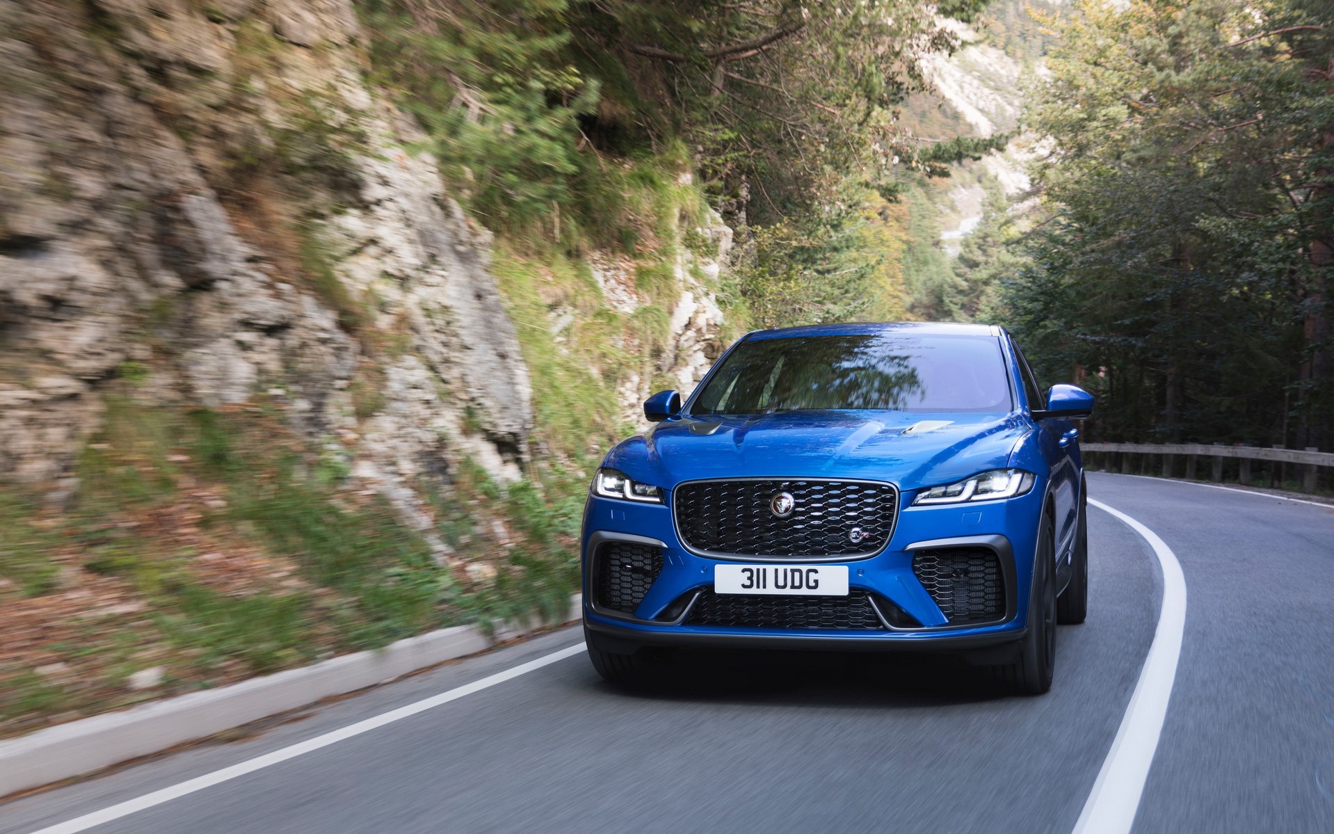 <br />
<b>Notice</b>:  Undefined property: stdClass::$title in <b>/home/www3gocar/public_html/templates/t2024/ice_c/9a1326b63621589c2d0ae49576f7df8a09573c42_0.file.box.featured.tpl.php</b> on line <b>89</b><br />
