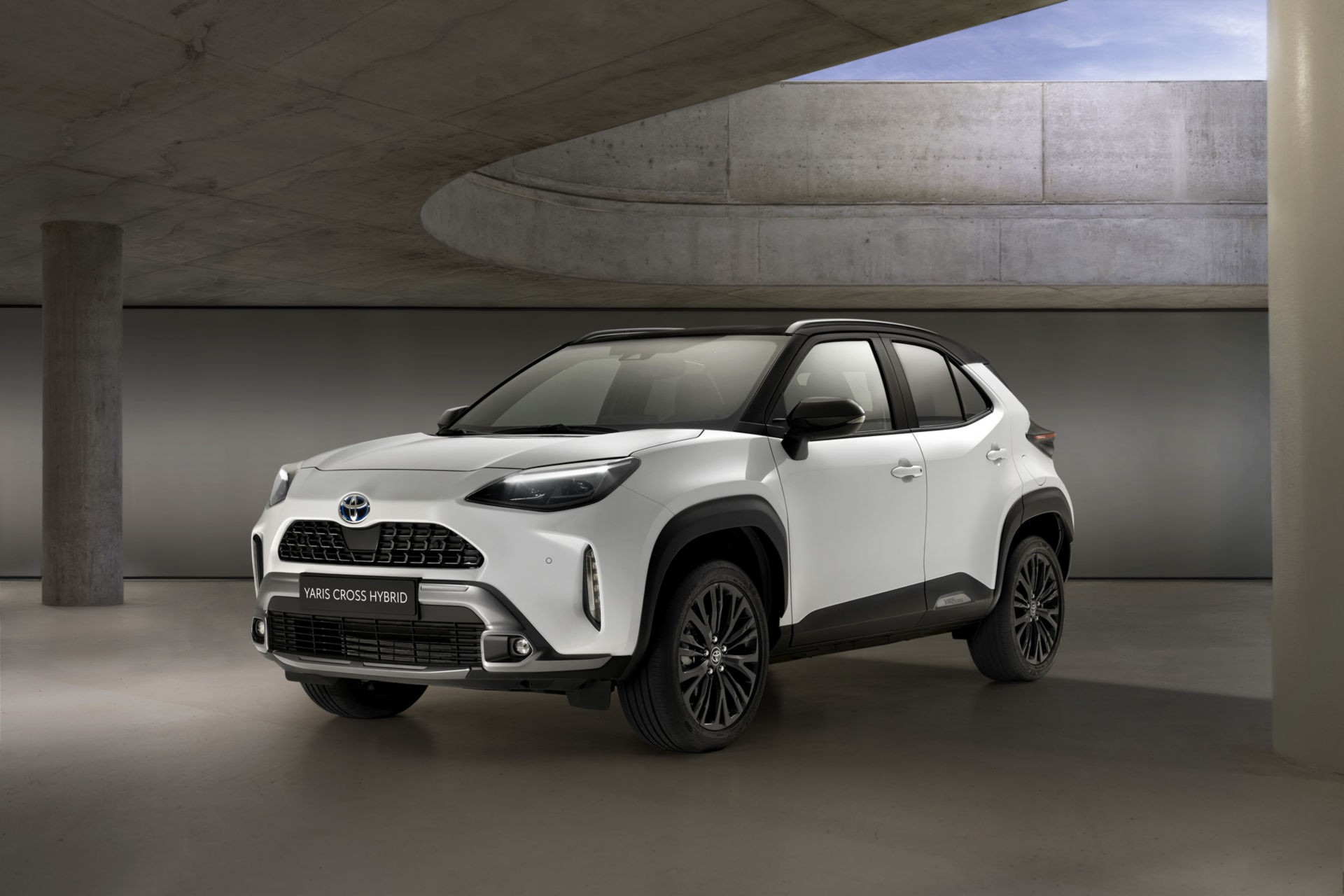 Η Toyota αποκάλυψε το περιπετειώδες Yaris Cross Adventure
