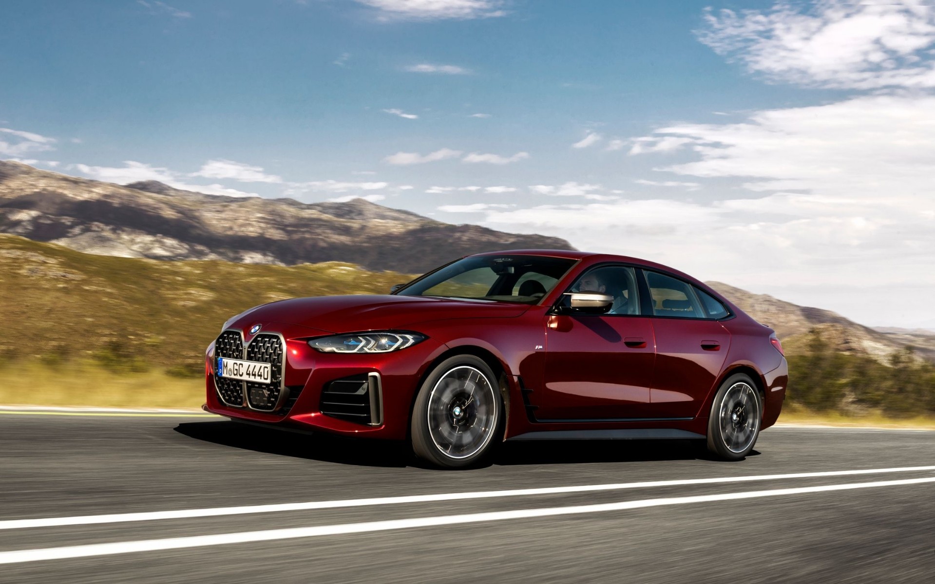 <br />
<b>Notice</b>:  Undefined property: stdClass::$title in <b>/home/www3gocar/public_html/templates/t2024/ice_c/9a1326b63621589c2d0ae49576f7df8a09573c42_0.file.box.featured.tpl.php</b> on line <b>89</b><br />
