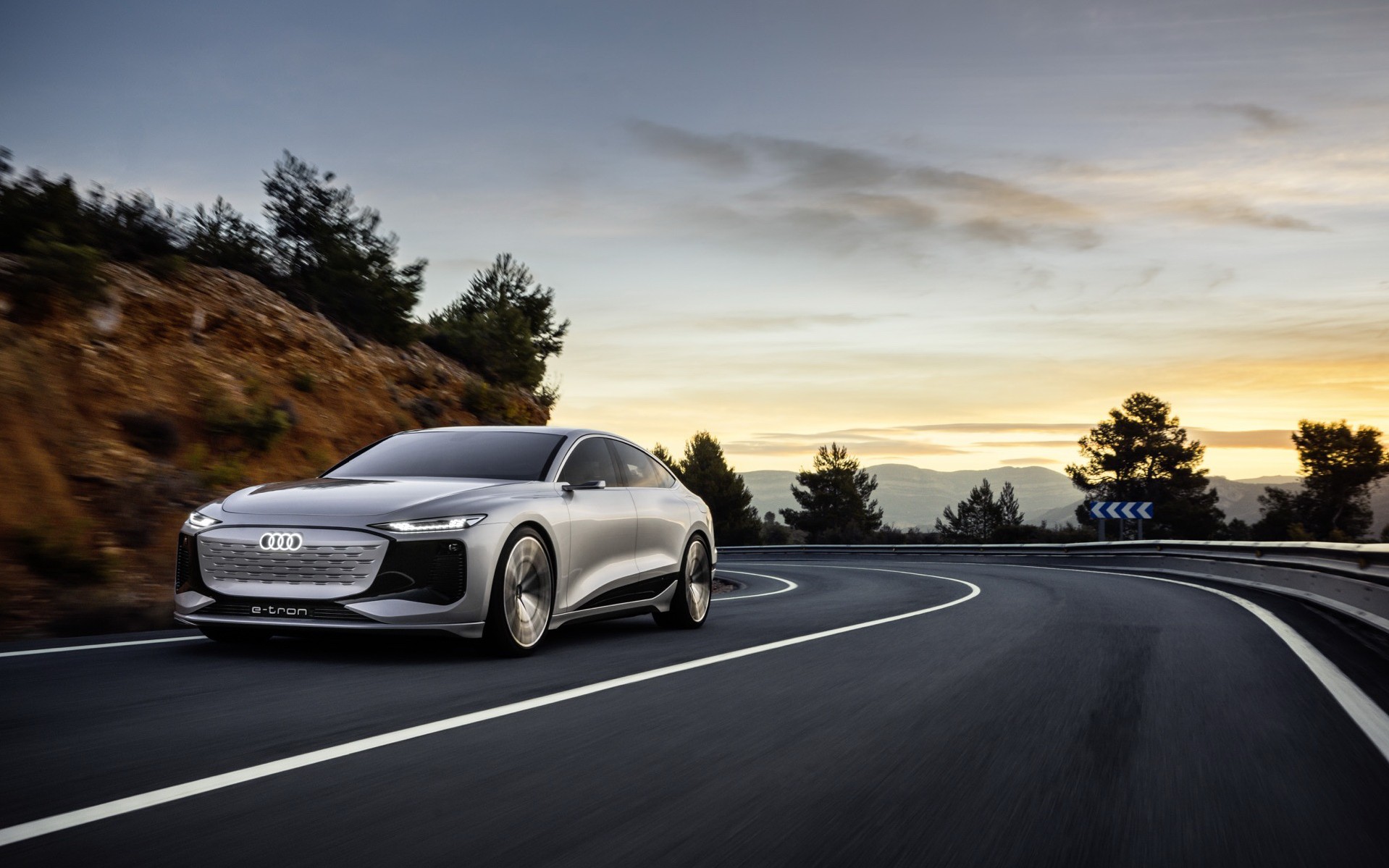 Audi A6 e-tron concept: Με εντυπωσιακή σιλουέτα και 476 ίππους - Στην