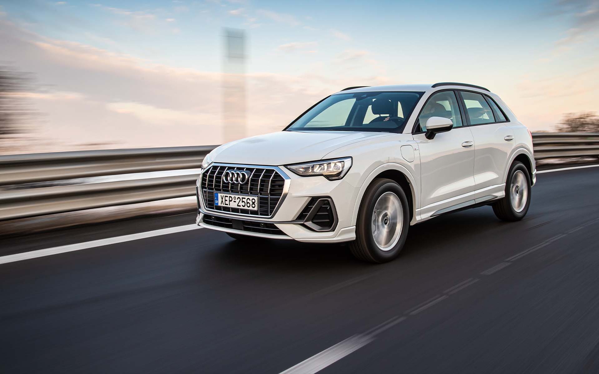 Δοκιμάζουμε Audi Q3 45 TFSI e: Οικολόγος πολυτελείας