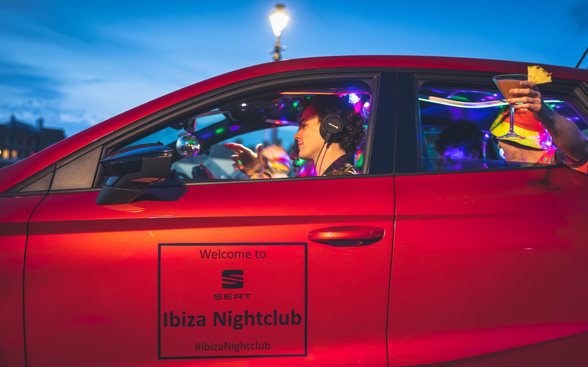 Seat Ibiza μετατράπηκε σε κινητό κλαμπάκι [Video]