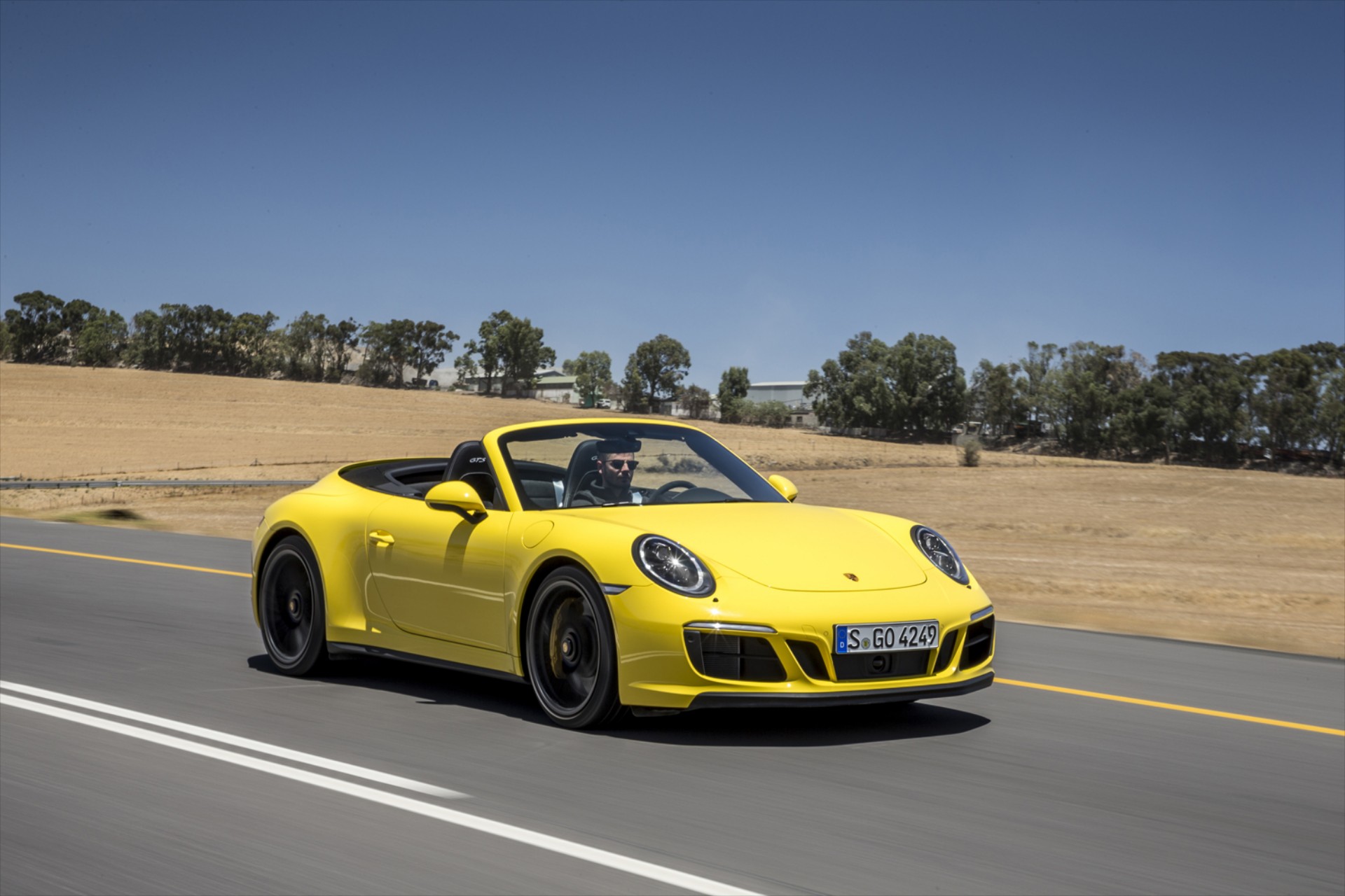 <br />
<b>Notice</b>:  Undefined property: stdClass::$title in <b>/home/www3gocar/public_html/templates/t2024/ice_c/9a1326b63621589c2d0ae49576f7df8a09573c42_0.file.box.featured.tpl.php</b> on line <b>89</b><br />
