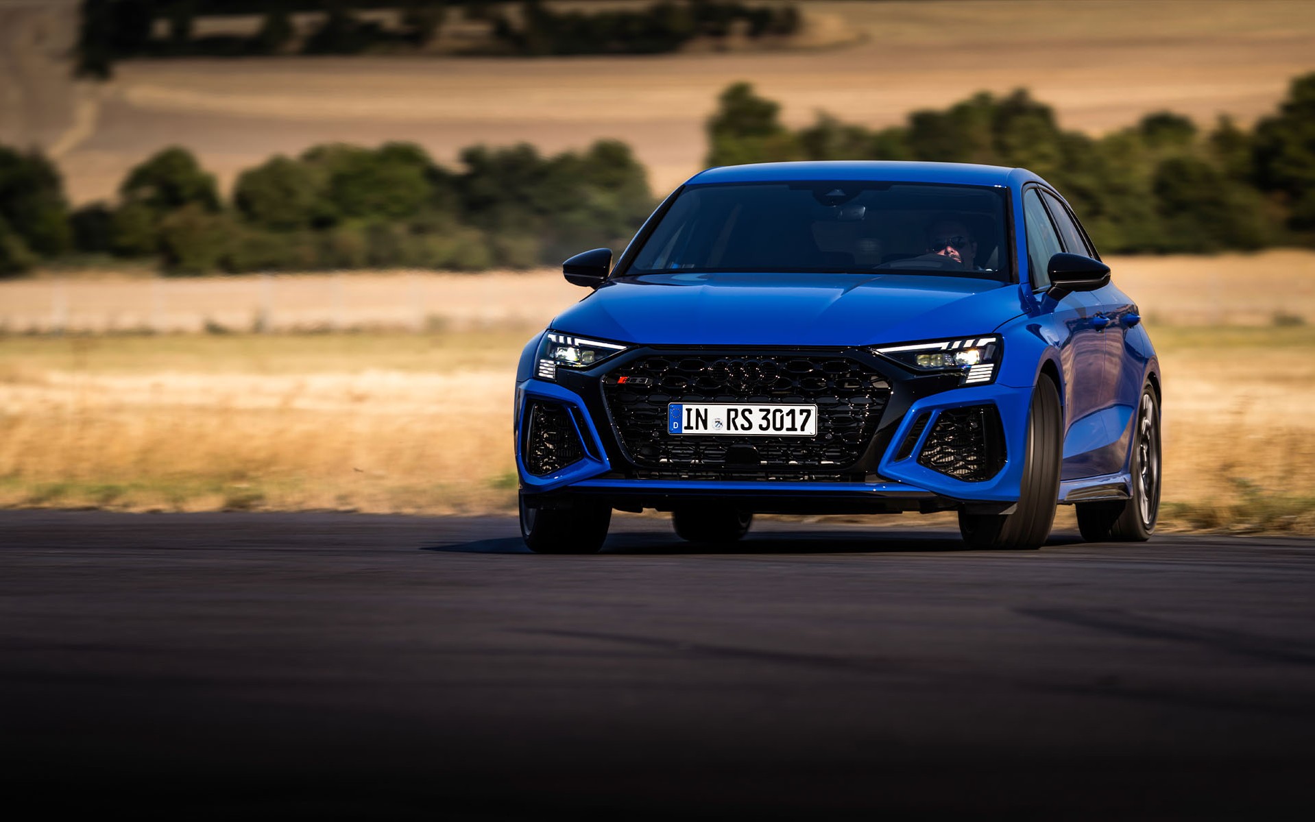 Νέο Audi RS 3 Performance Edition με τελική 300 km/h! 