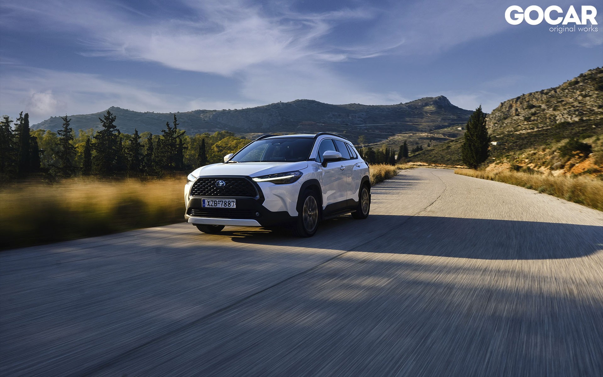 Δοκιμή Toyota Corolla Cross 2.0 Hybrid AWD: Σίγουρο στοίχημα! [video]