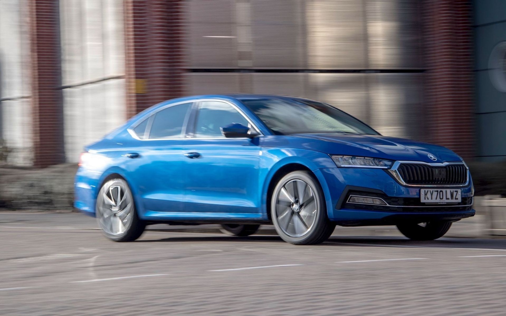 Δοκιμή Skoda Octavia iV Plug-in Hybrid 204 PS: Απλά μαθηματικά