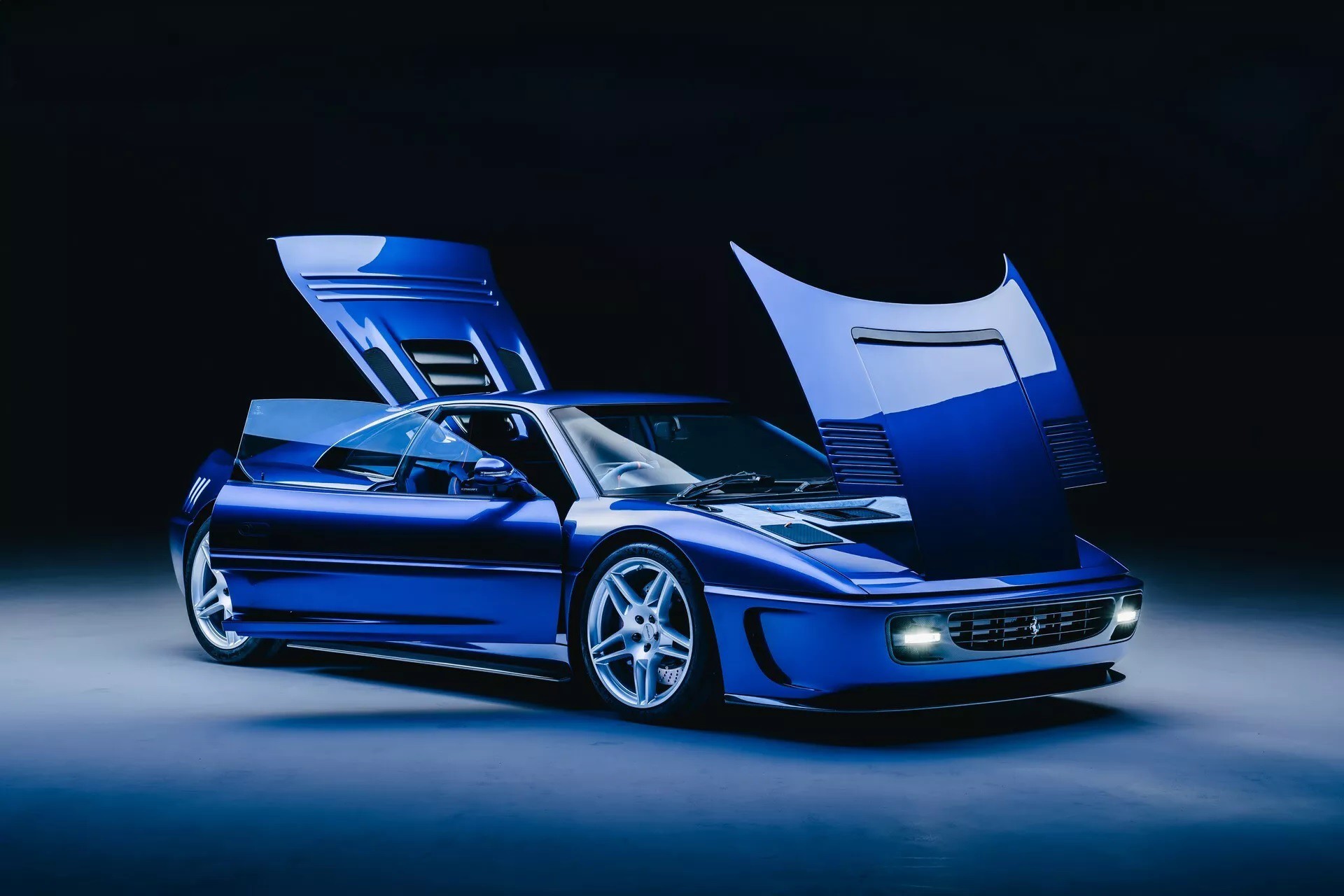 Ferrari F355: Η εταιρεία που έκανε το κλασικό ιταλικό supercar ένα όνειρο!