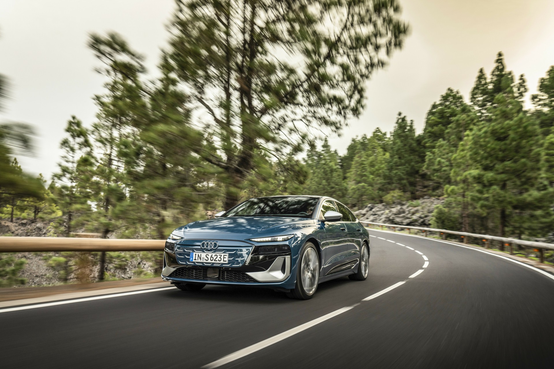 <br />
<b>Notice</b>:  Undefined property: stdClass::$title in <b>/home/www3gocar/public_html/templates/t2024/ice_c/9a1326b63621589c2d0ae49576f7df8a09573c42_0.file.box.featured.tpl.php</b> on line <b>89</b><br />
