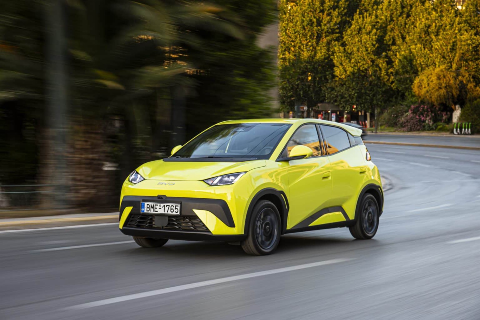 <br />
<b>Notice</b>:  Undefined property: stdClass::$title in <b>/home/www3gocar/public_html/templates/t2024/ice_c/9a1326b63621589c2d0ae49576f7df8a09573c42_0.file.box.featured.tpl.php</b> on line <b>89</b><br />