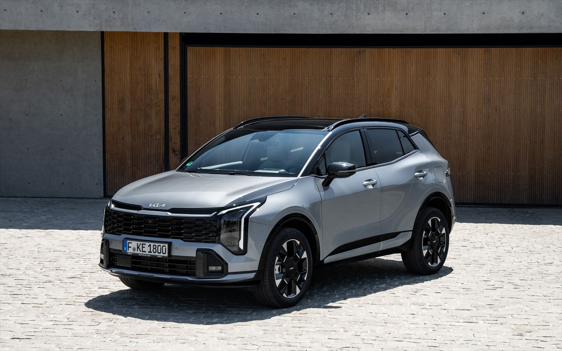 <br />
<b>Notice</b>:  Undefined property: stdClass::$title in <b>/home/www3gocar/public_html/templates/t2024/ice_c/9a1326b63621589c2d0ae49576f7df8a09573c42_0.file.box.featured.tpl.php</b> on line <b>89</b><br />
