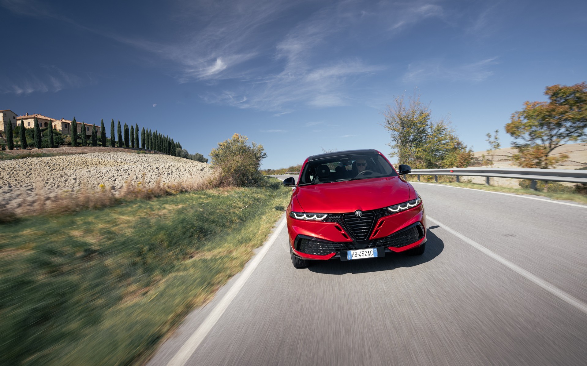 Οδηγούμε στην Ιταλία τη νέα Alfa Romeo Tonale! 