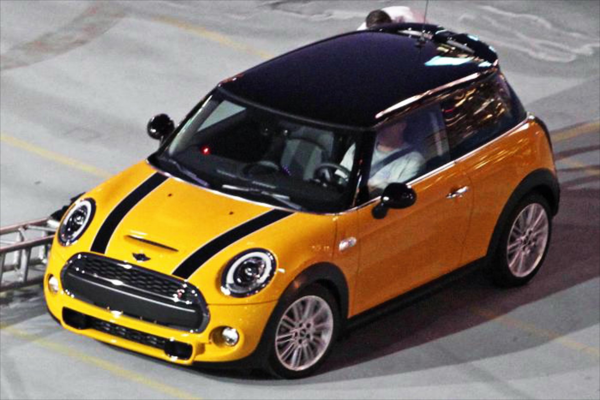 Πρώτες φωτο του νέου Mini 2014