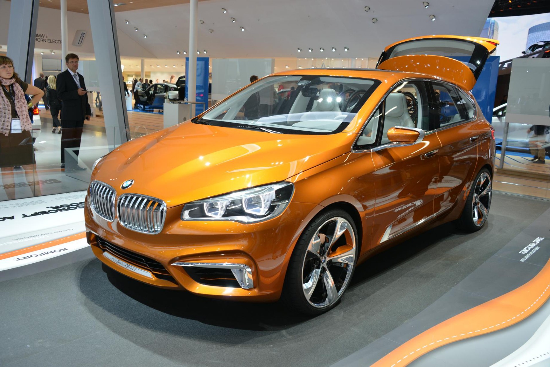 BMW Concept Active Tourer Outdoor