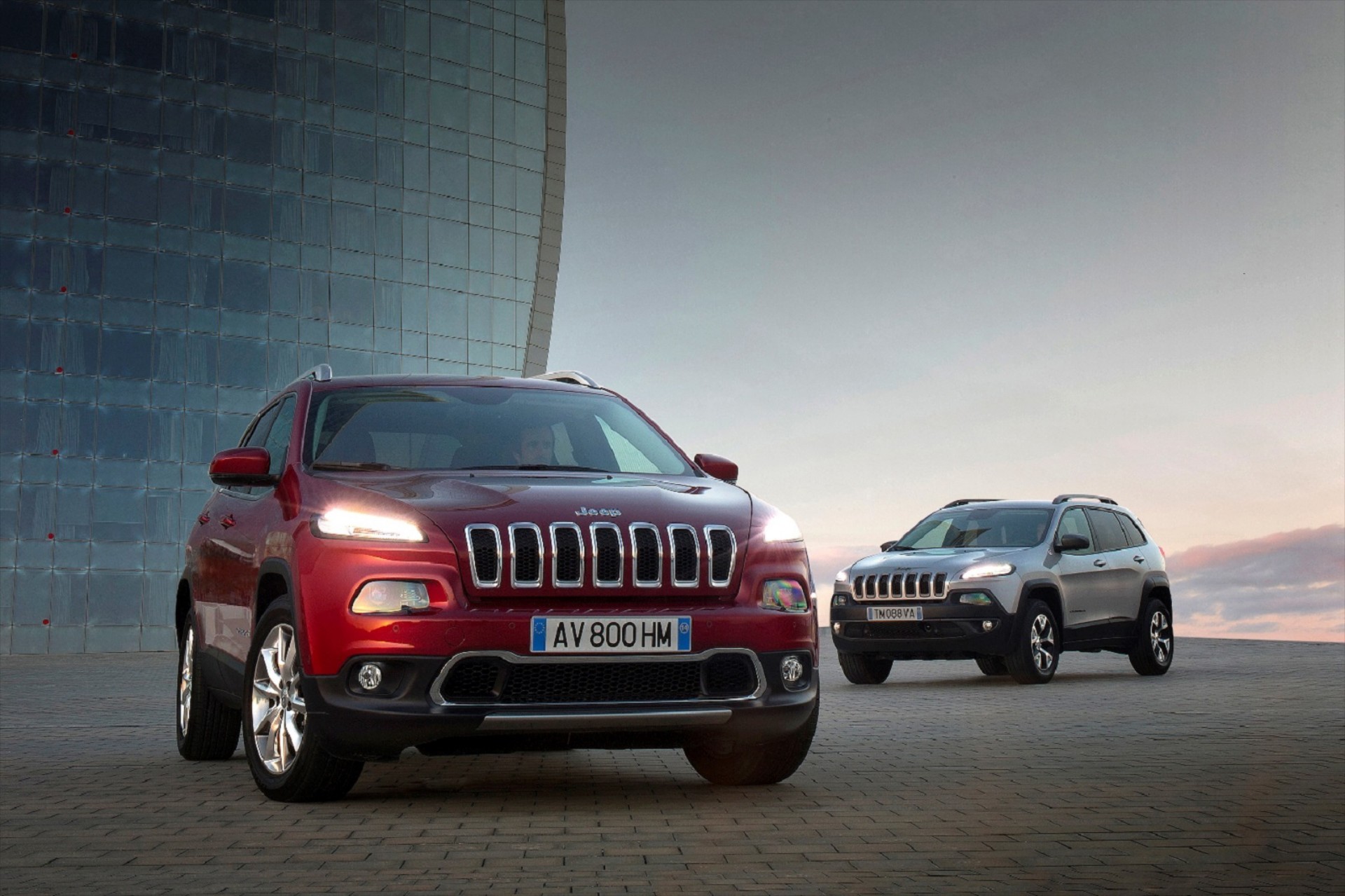 Στη Γενεύη το νέο Jeep Cherokee