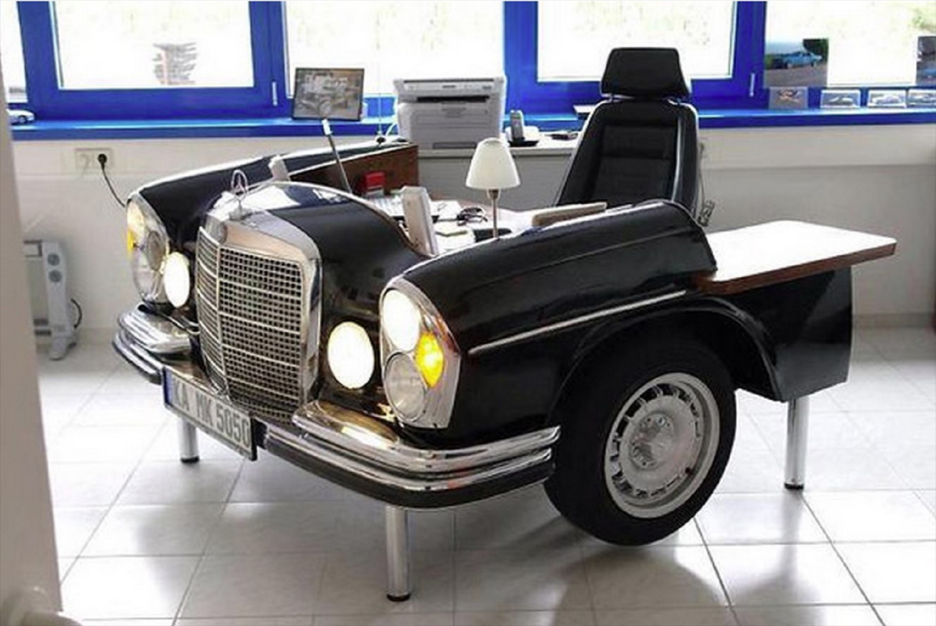 Τα καλύτερα petrolhead γραφεία