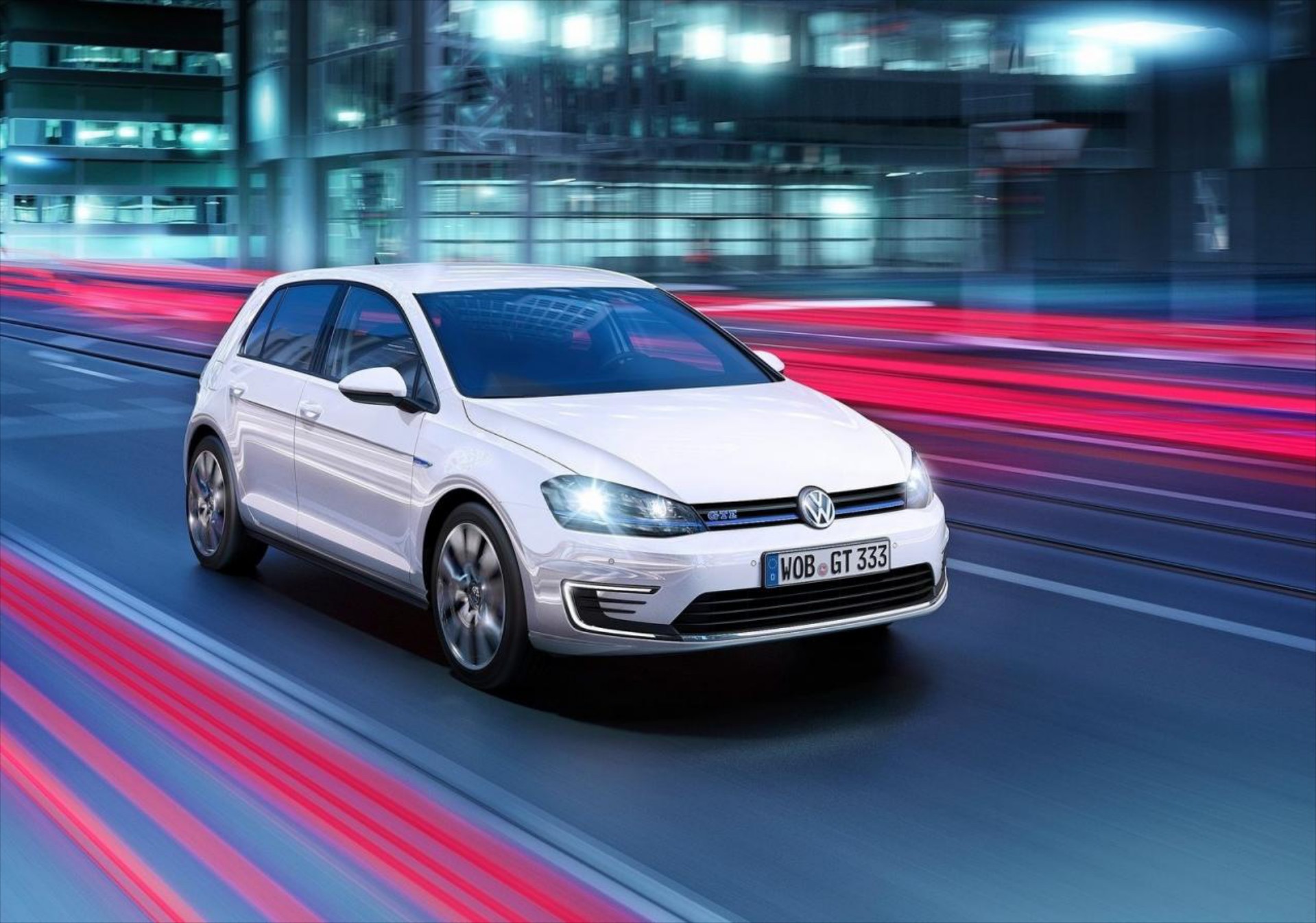 Υβριδικό VW Golf GTE στη Γενεύη