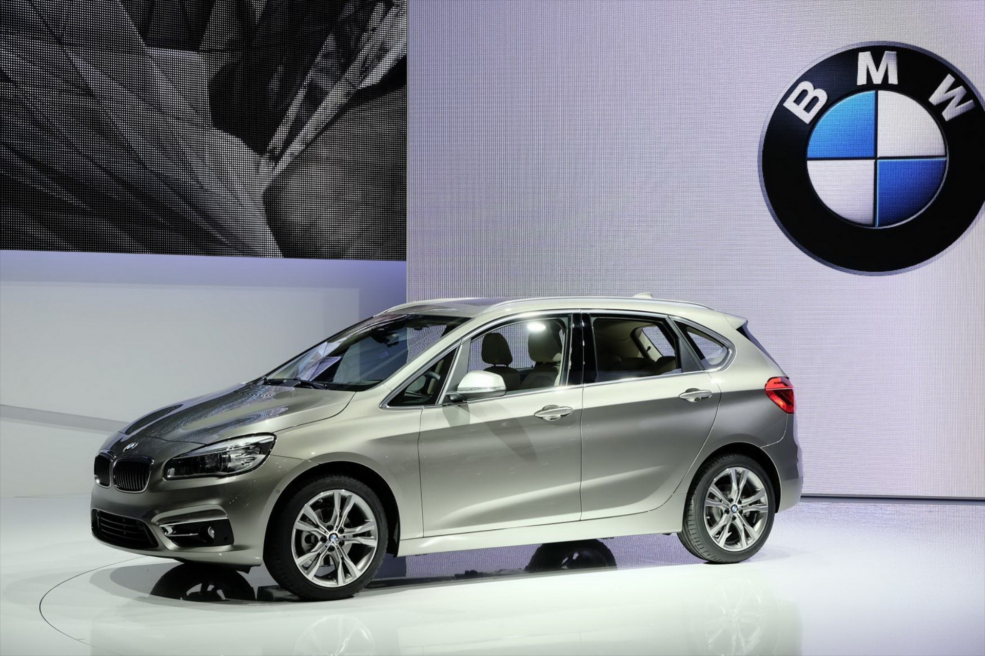 BMW 2 Active Tourer στη Γενεύη