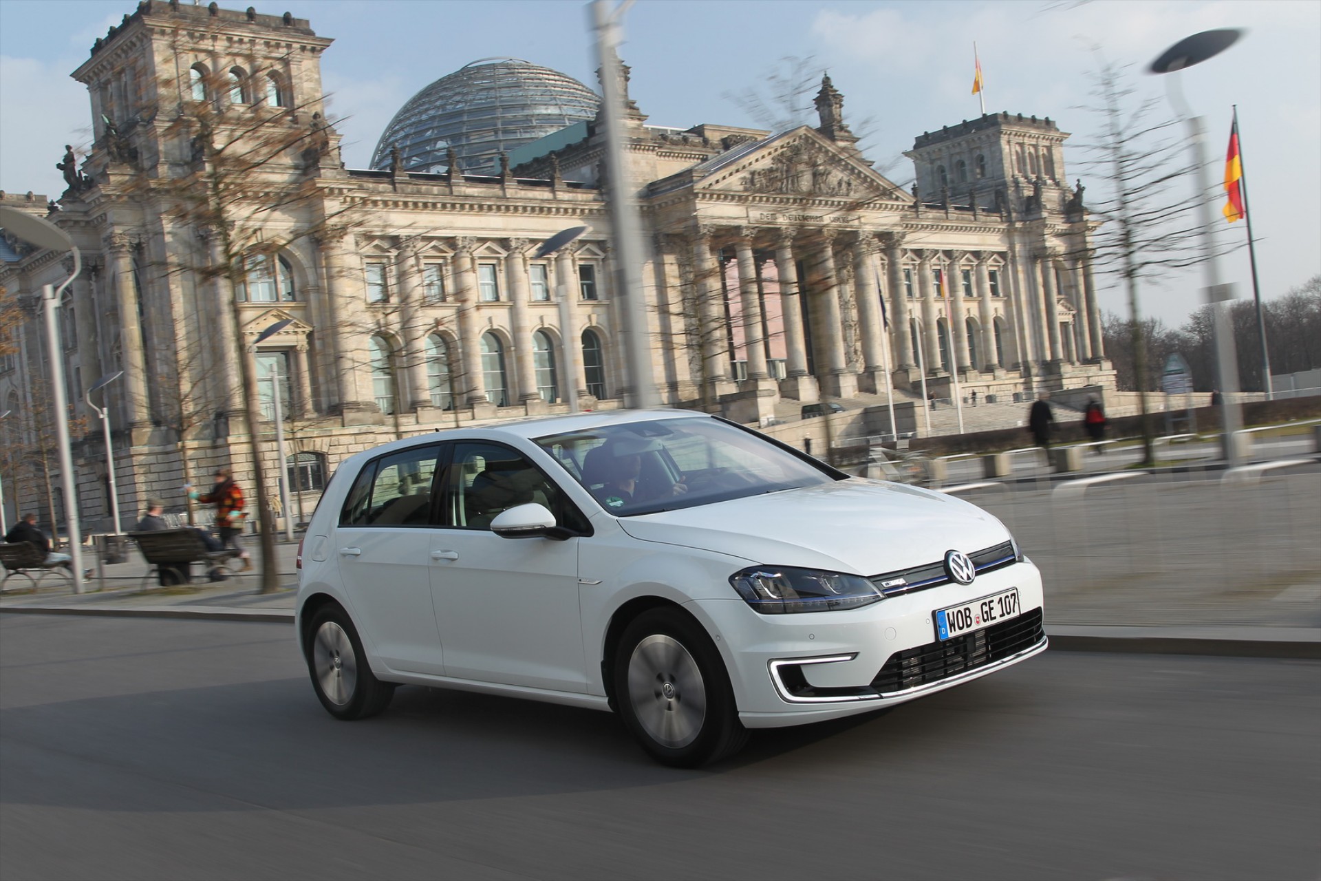 Volkswagen e-GOLF
