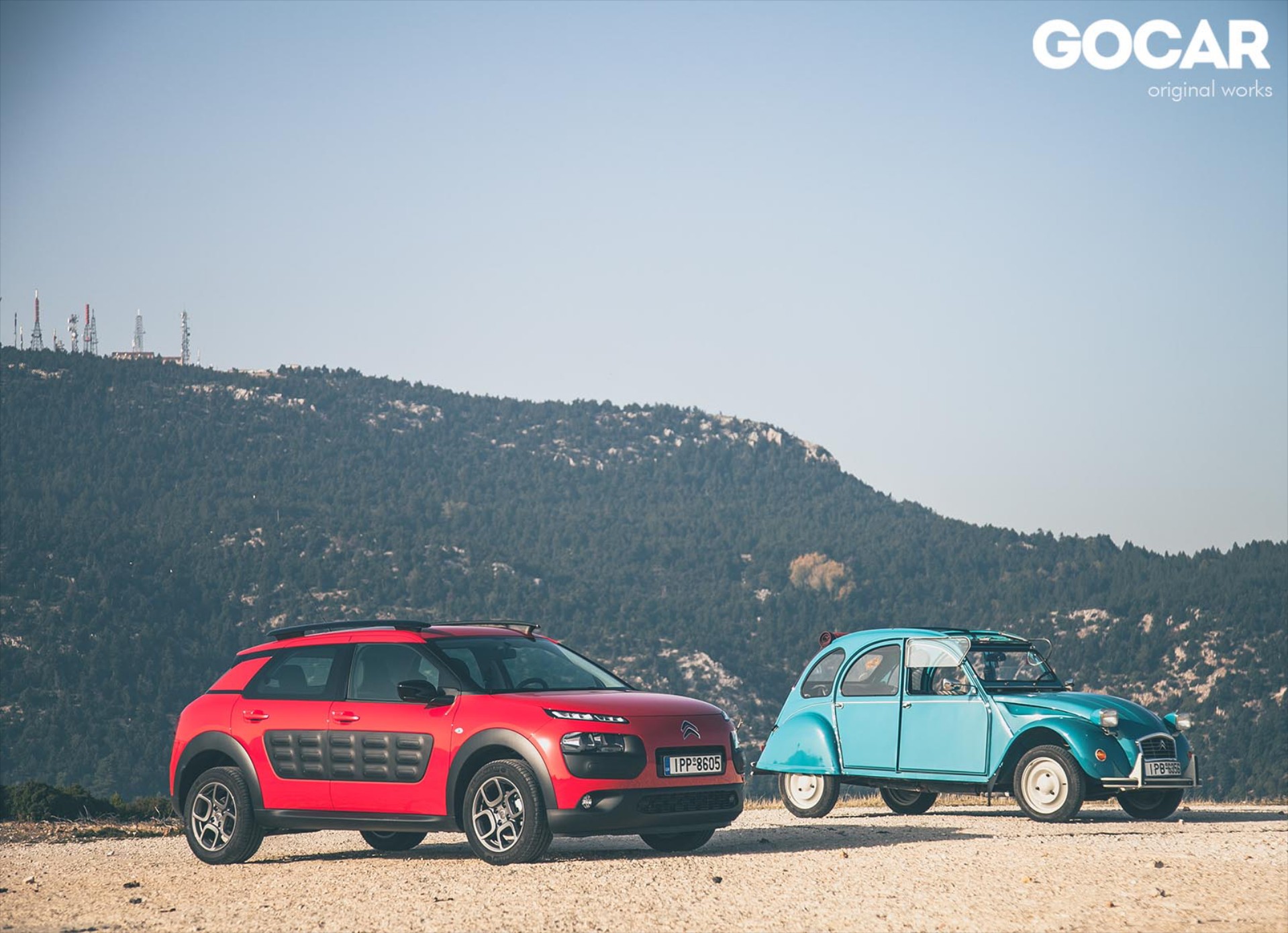 Ένα 2CV στον δρόμο του Cactus