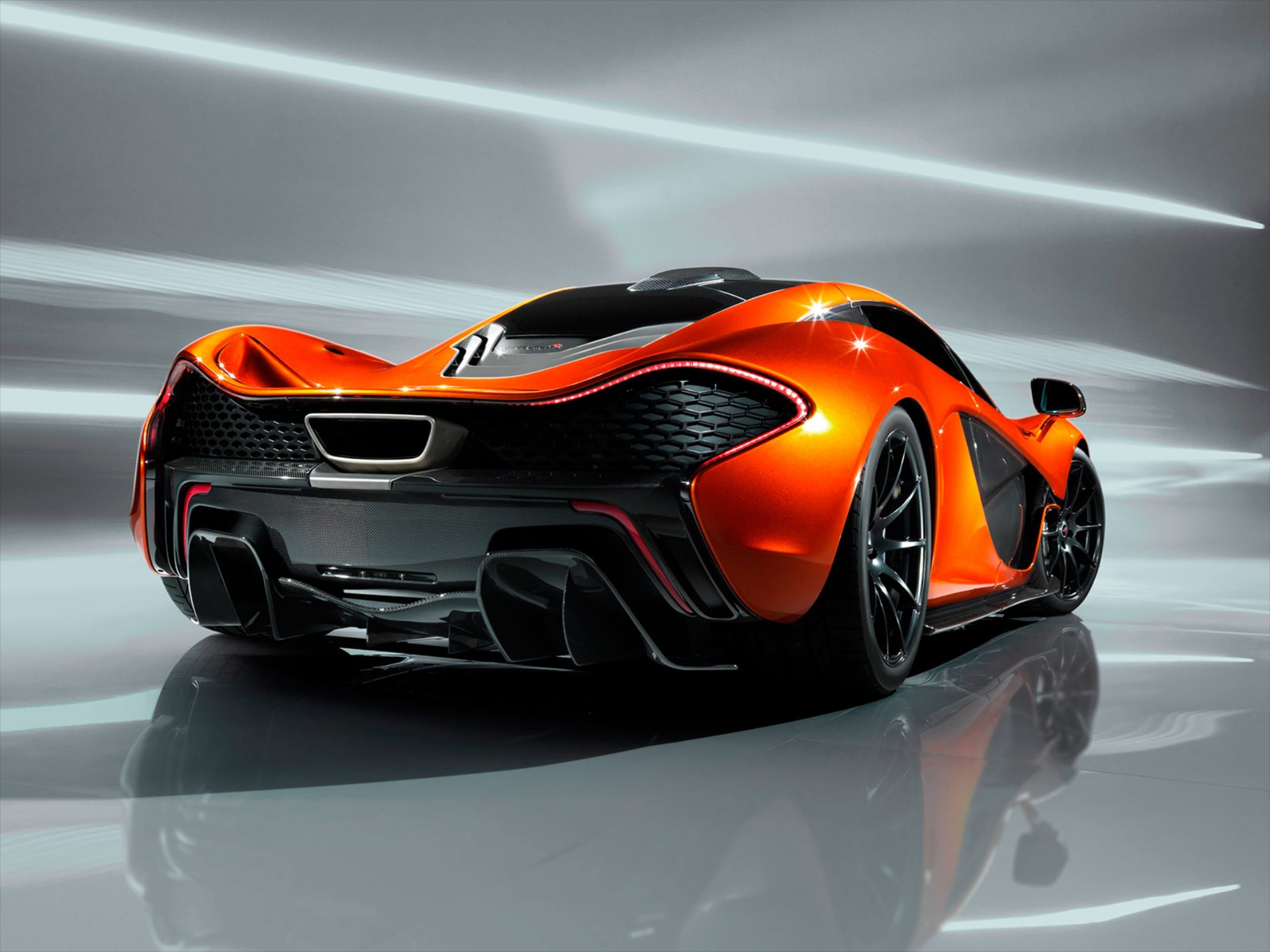 McLaren P1 στο Παρίσι 