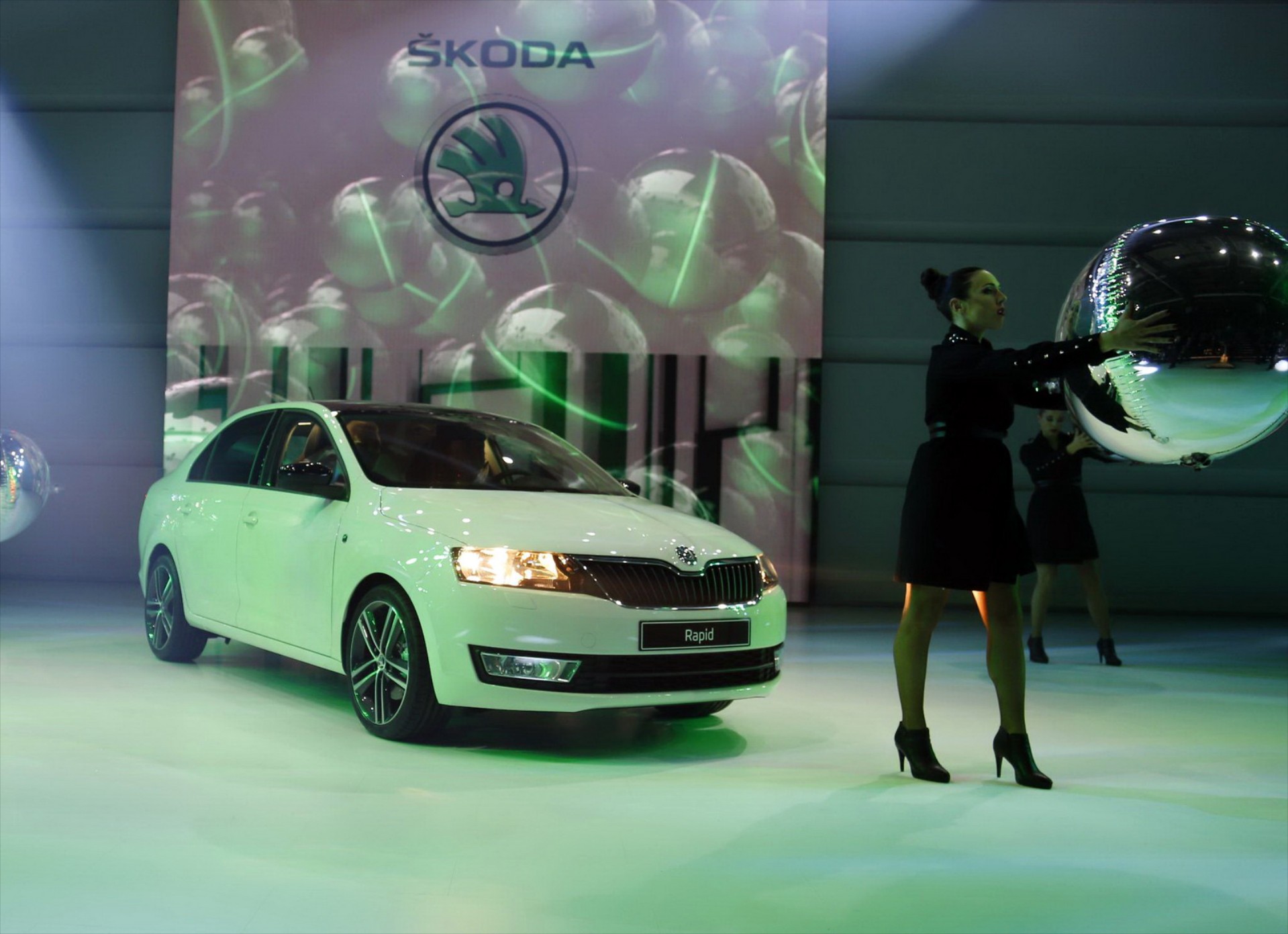 Skoda Rapid: Επίσημη πρώτη εμφάνιση σε Σαλόνι Αυτοκινήτου