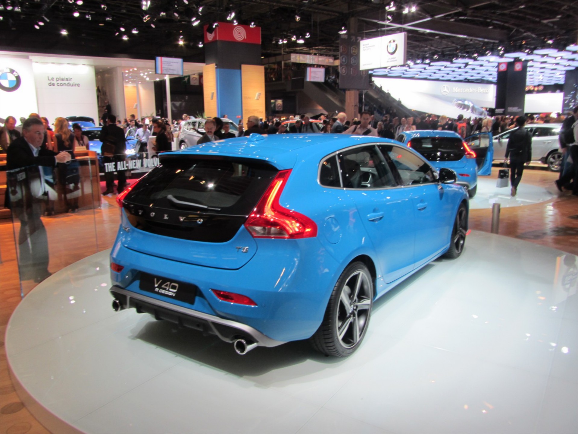 Volvo V40 R Design