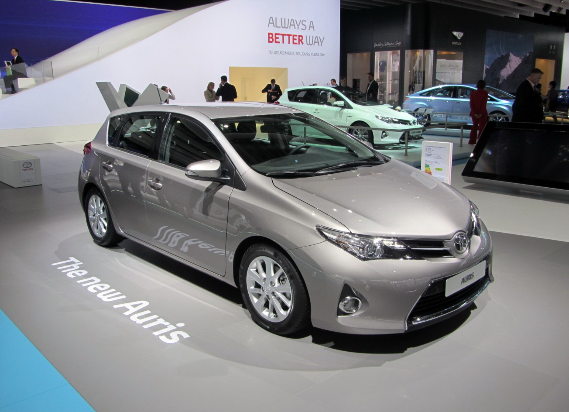Νέο Toyota Auris 2013