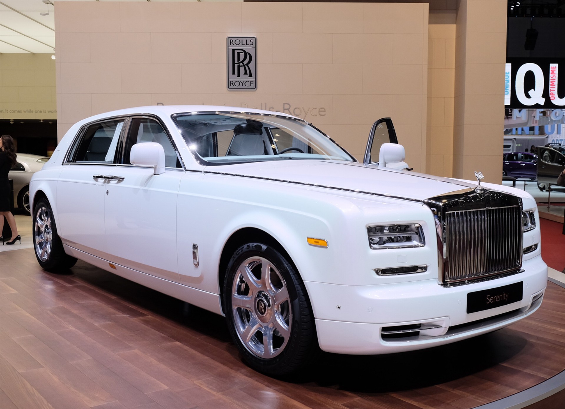 Rolls Royce Phantom Serenity: Νιώσε σαν βασιλιάς