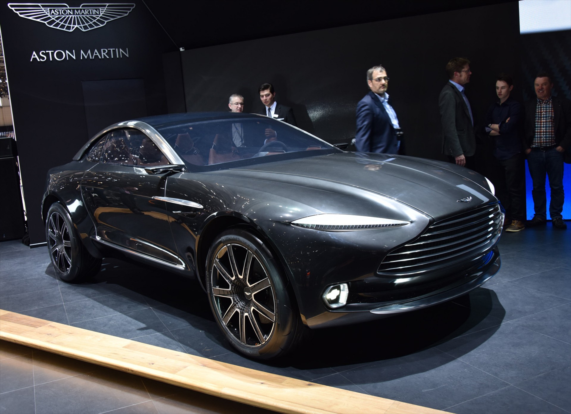 Aston Martin DBX concept