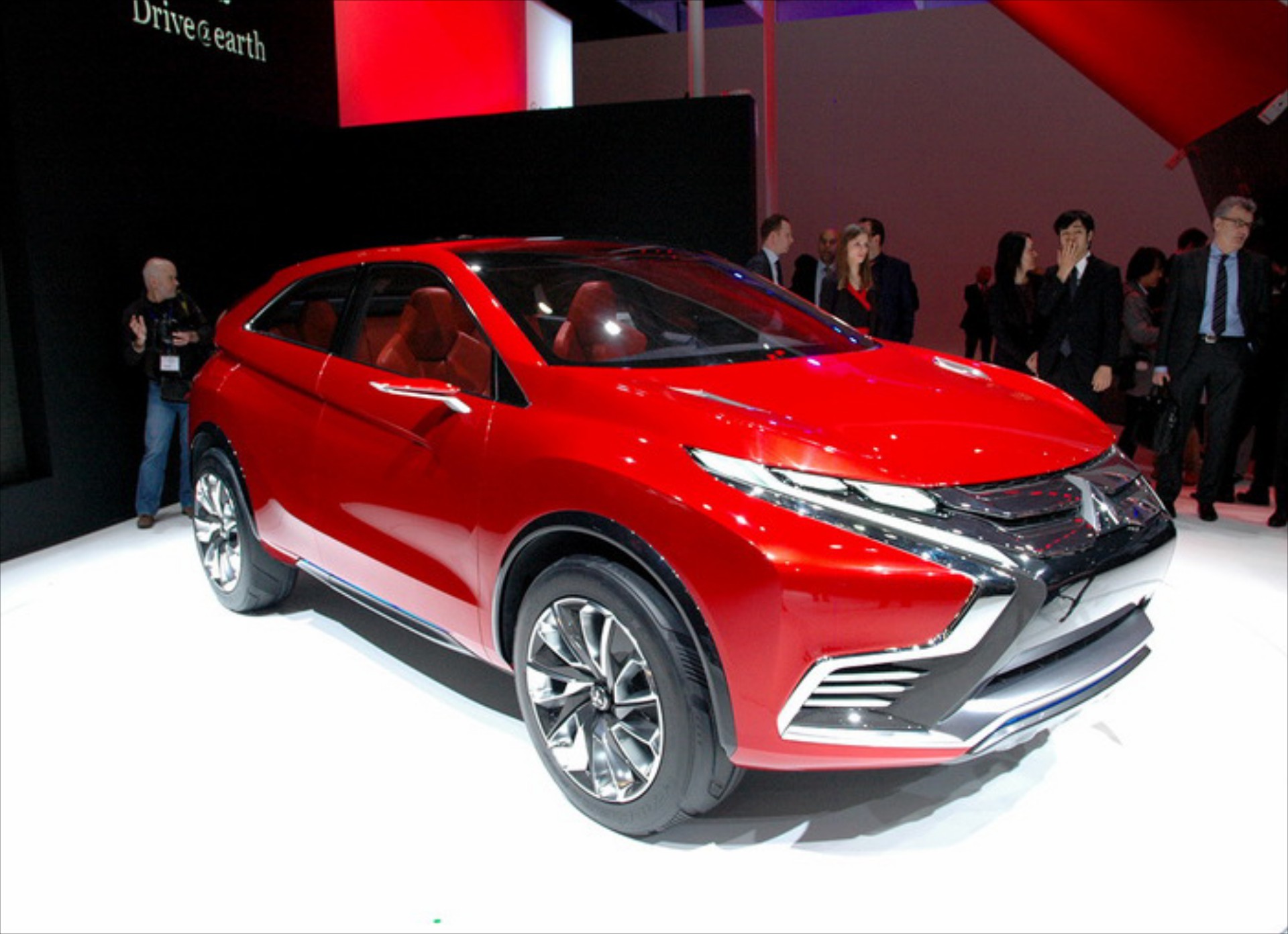 Concept XR-PHEV II: το υβριδικό crossover της Mitsubishi