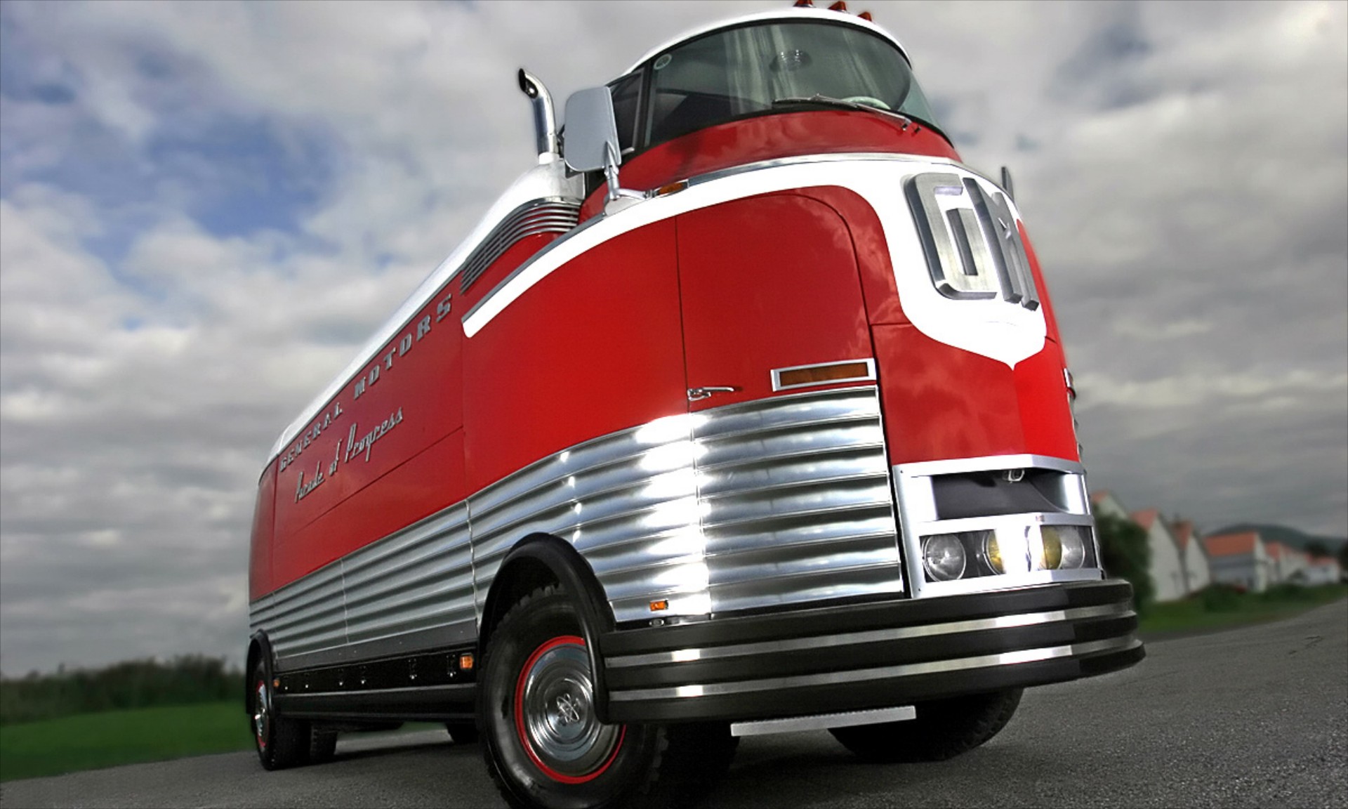 GM Futureliner: Super Bus

