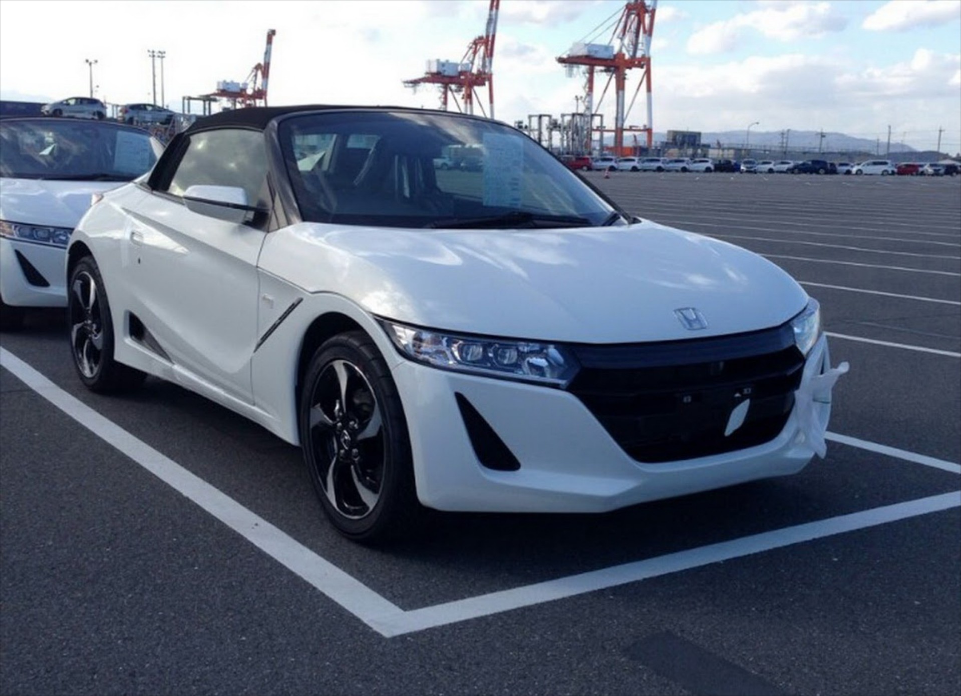 Στα πράσα το λιλιπούτειο Honda S660