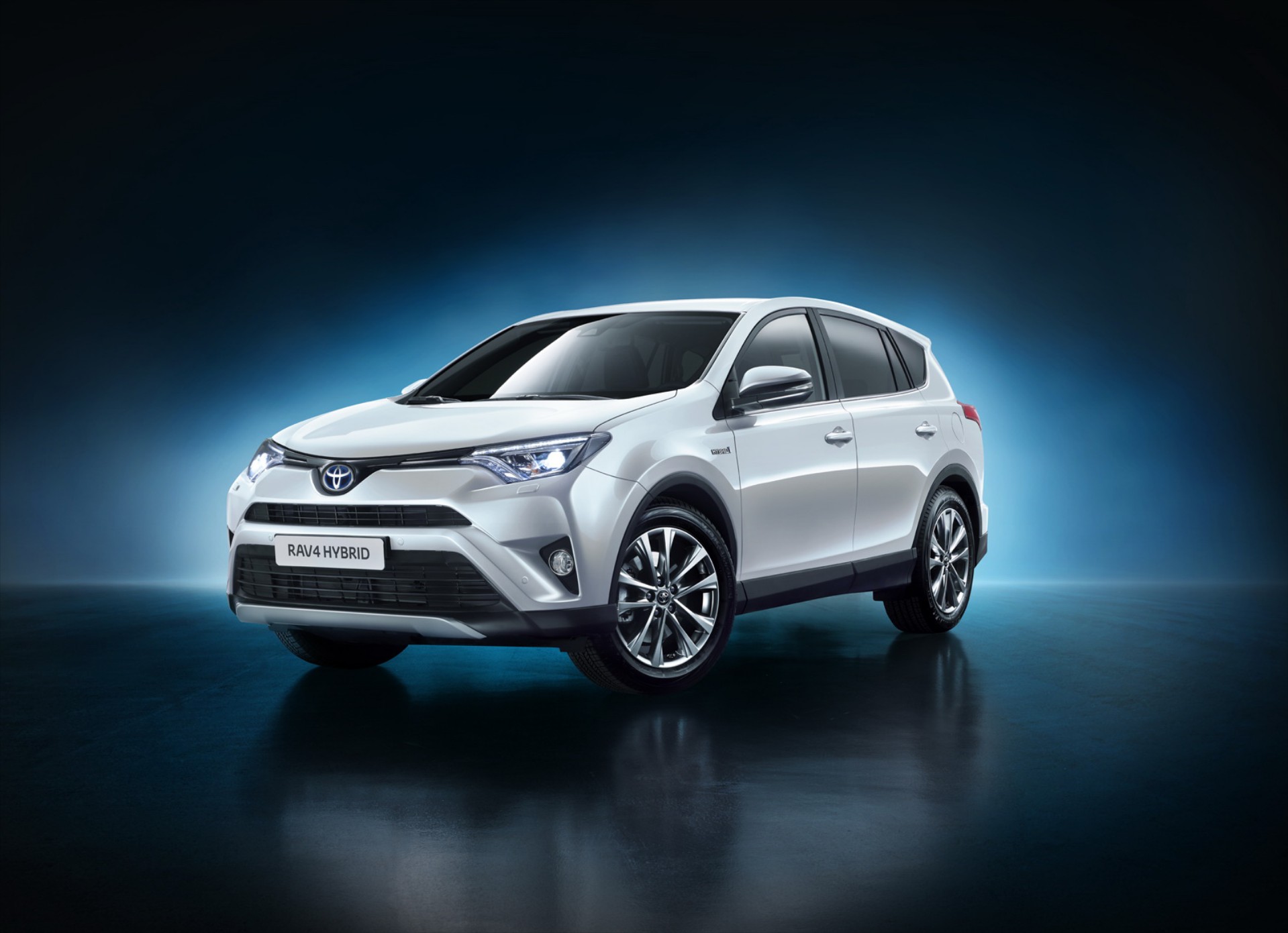 To υβριδικό Toyota RAV4