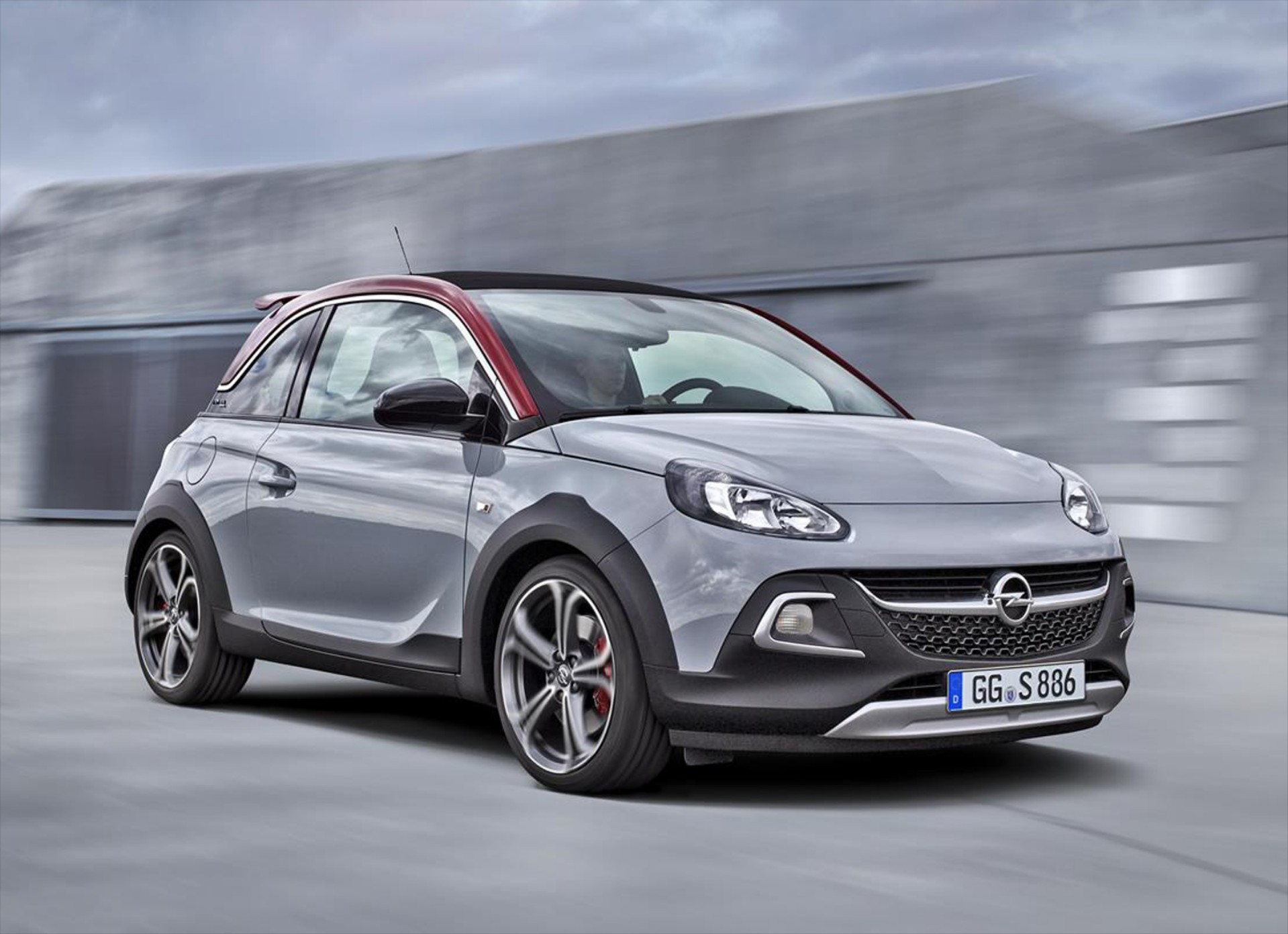 Opel Adam Rocks S με 150 PS