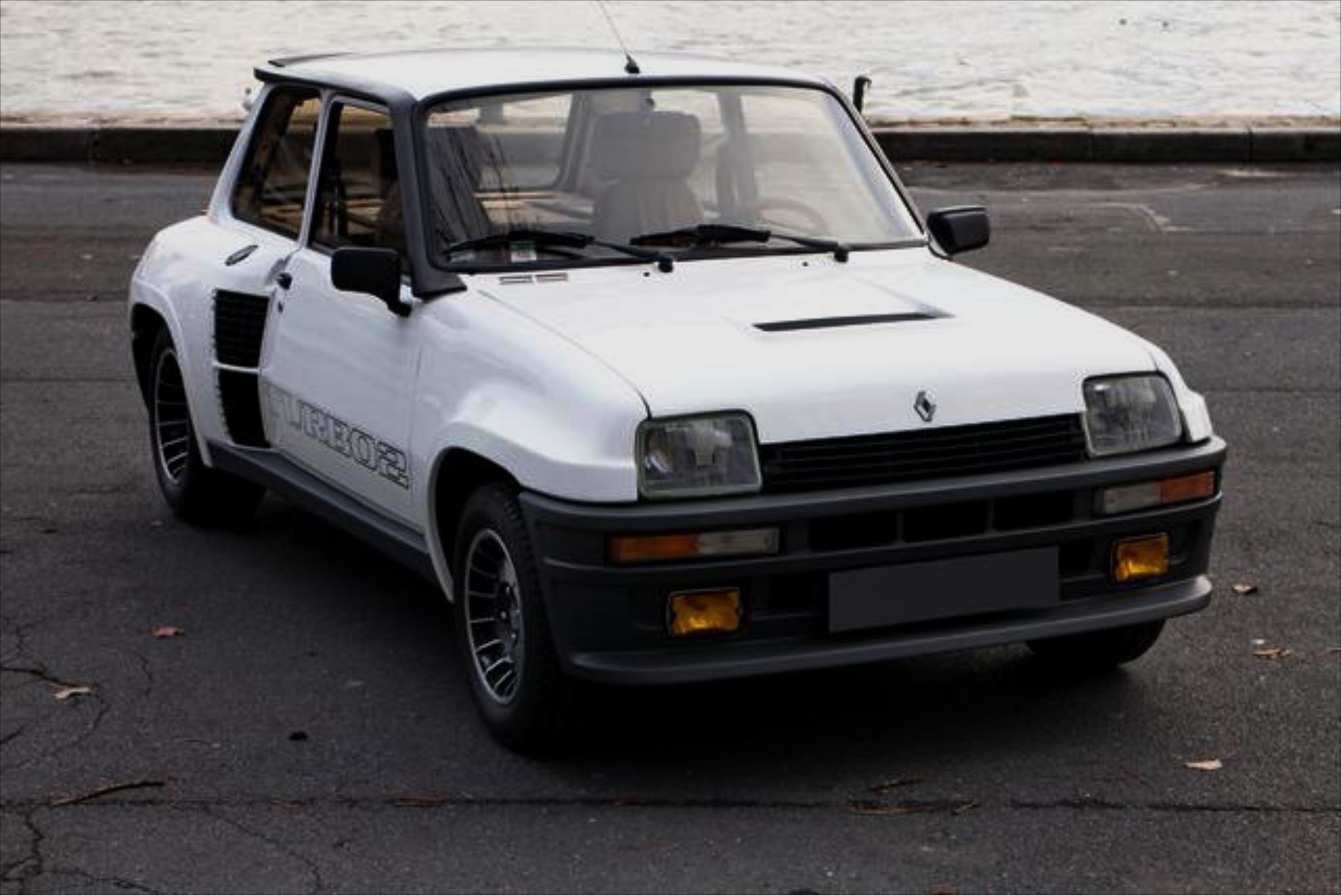 80.500 € για ένα Renault 5 Turbo