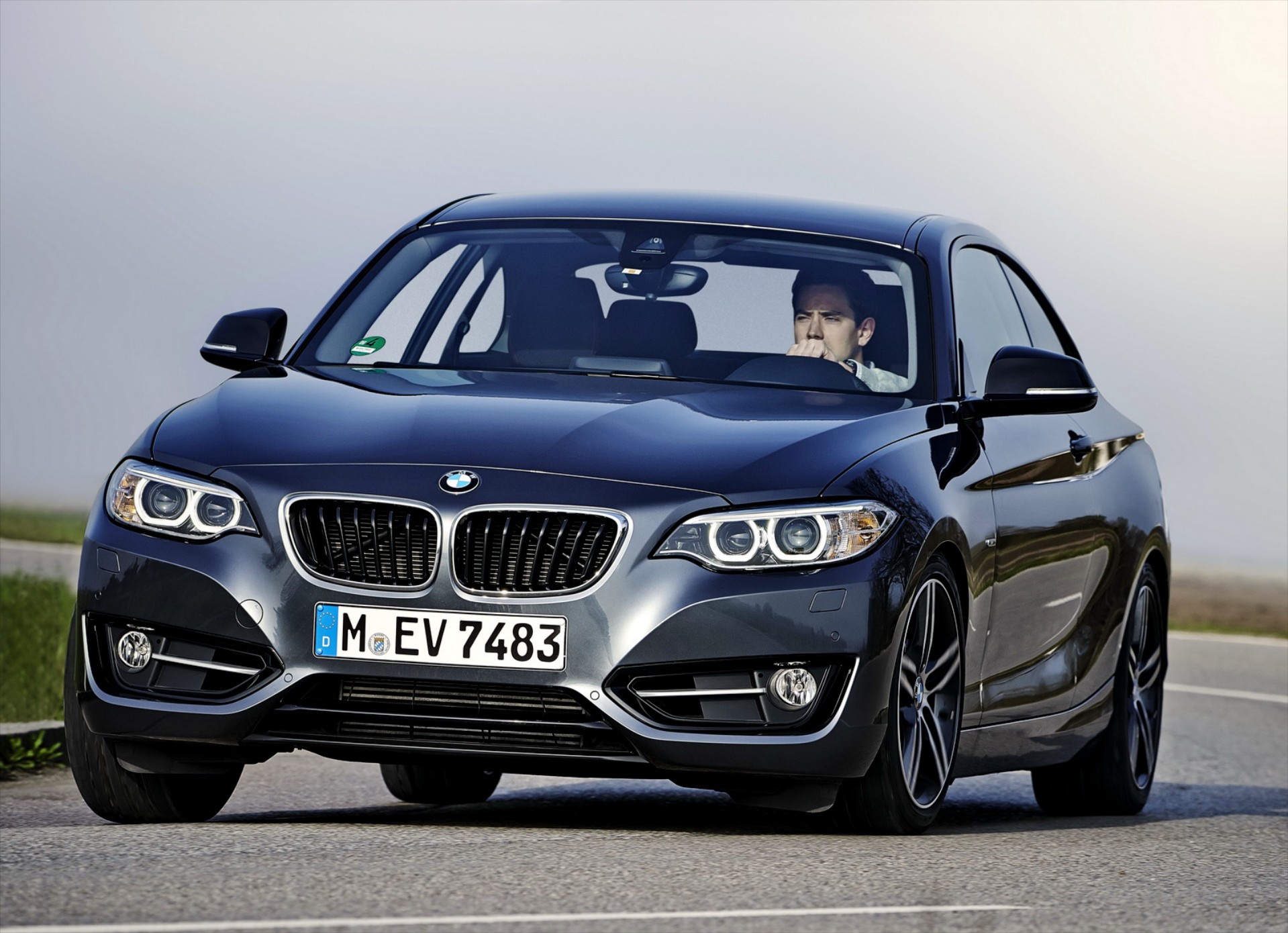 BMW 218i Coupe & Cabrio με νέο 1.5 Turbo