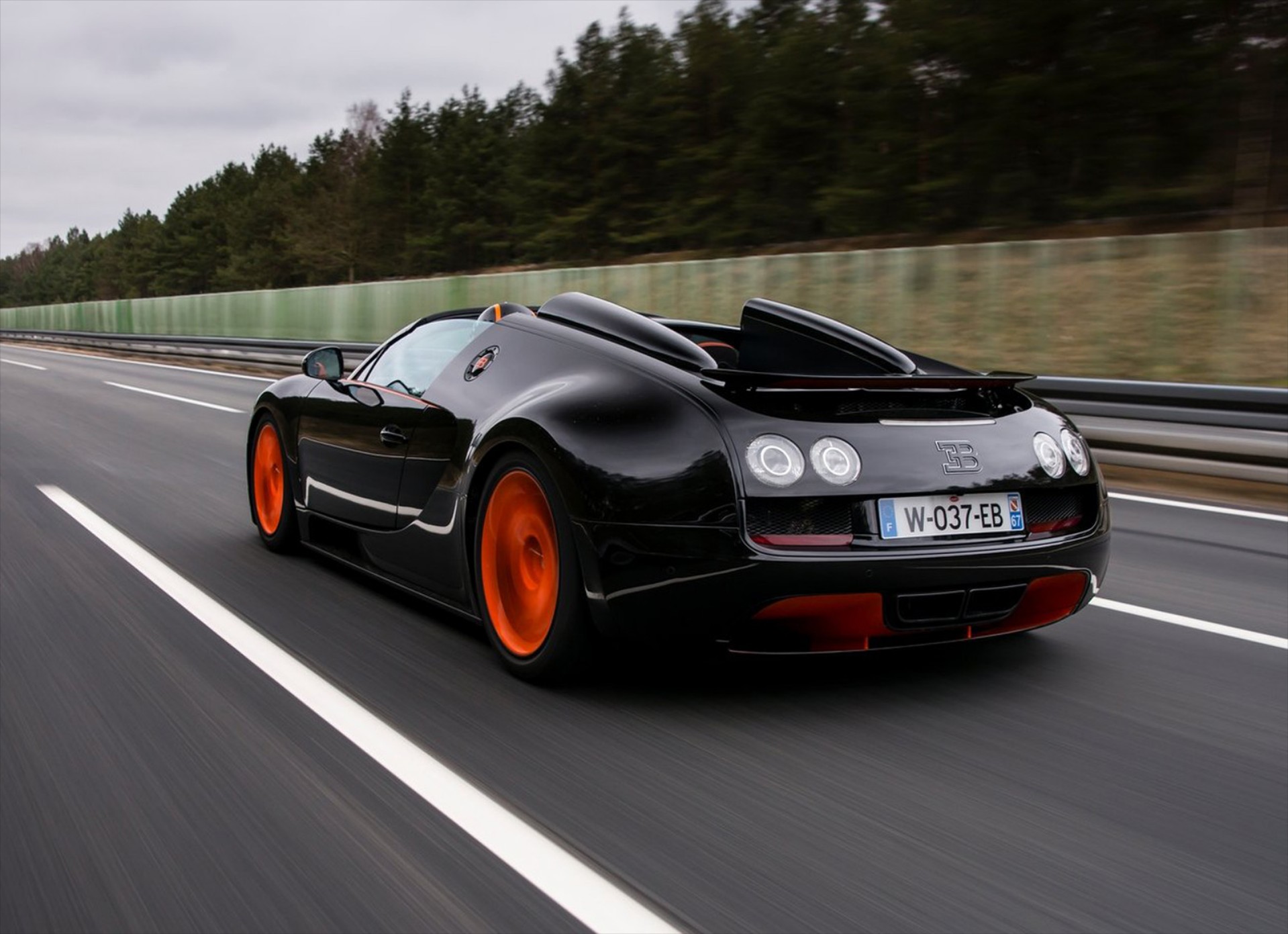 Τα ταχύτερα αυτοκίνητα των τελευταίων 8 δεκαετιών