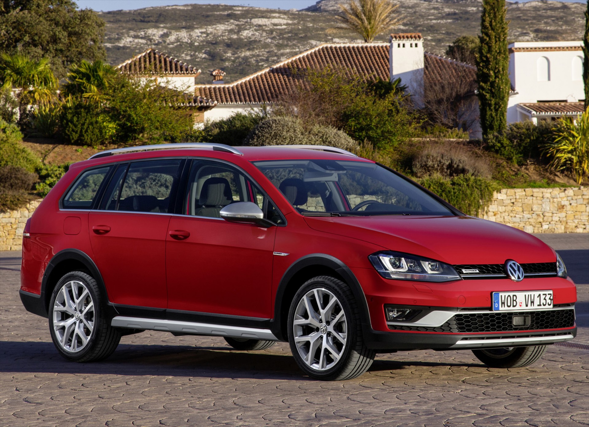 Volkswagen Golf ALLTRACK από 26.820 ευρώ