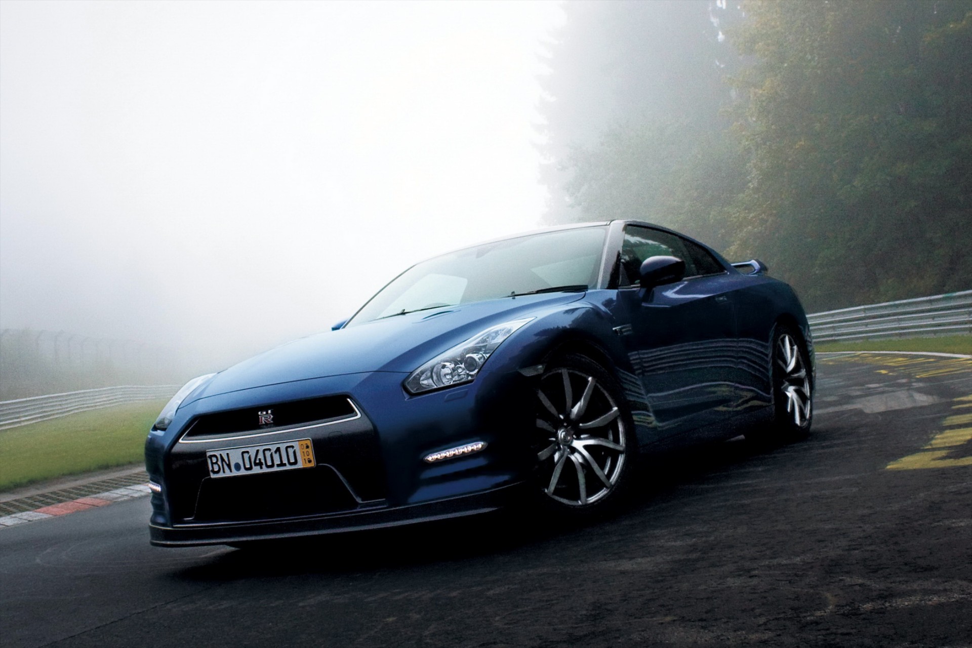Νέο Nissan GT-R 2013