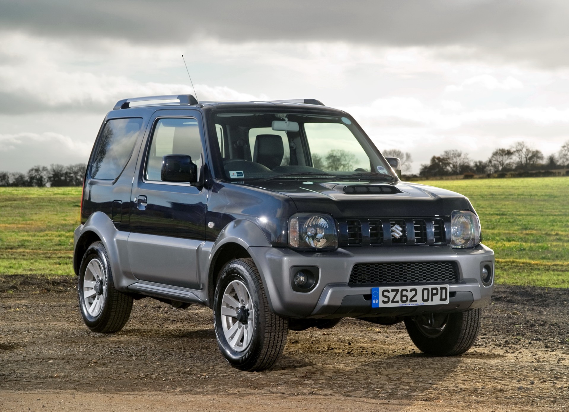 Ανανεωμένο Suzuki Jimny για το 2013
