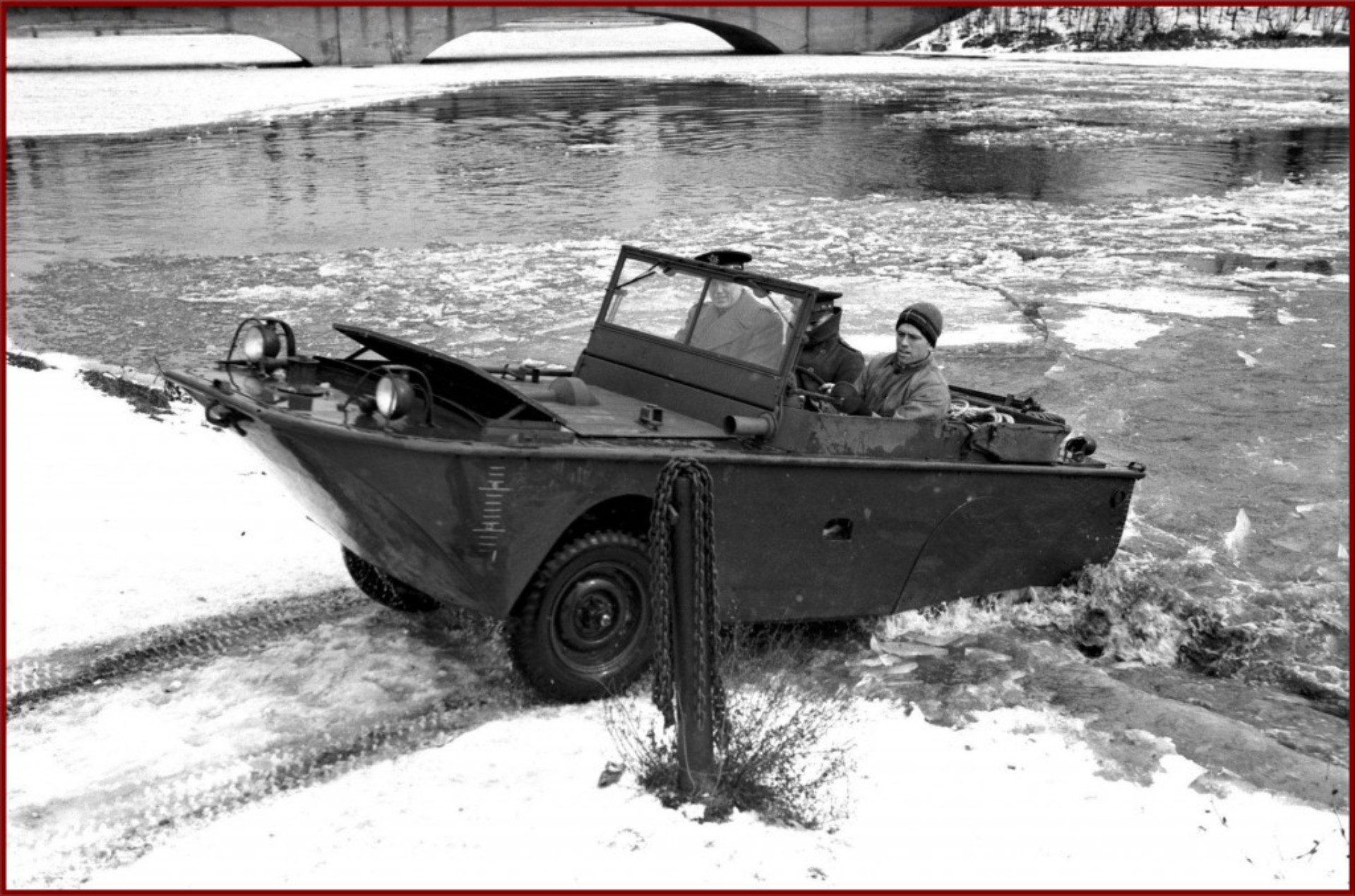 Ήξερες ότι υπήρξε αμφίβιο Jeep; Το GPA 3936 ήταν το Jeep του… βυθού