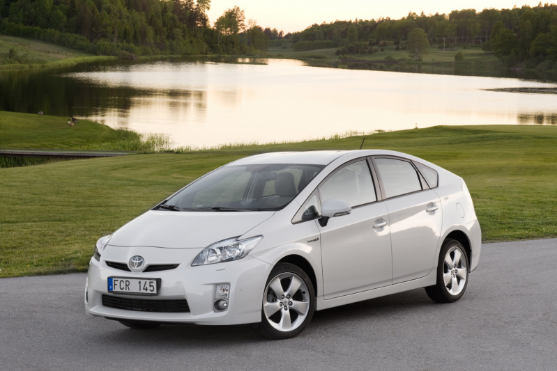 PRIUS 1.8 Exclusive Solar & Leather/ Safety Pack