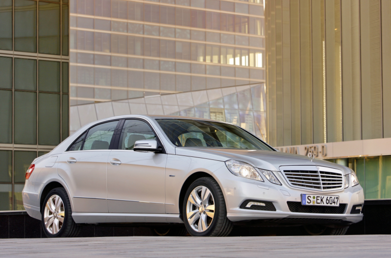 E-CLASS E 350 CGI Blue Efficiency 4Matic