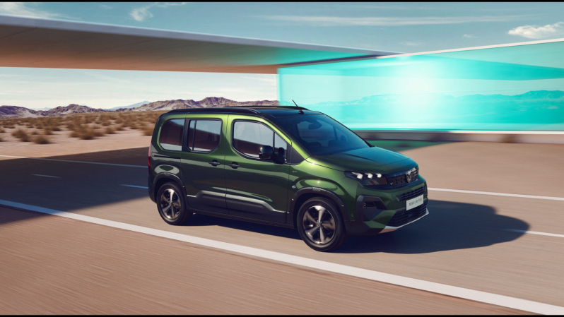 e-RIFTER 136hp Automatic Allure L1H1 5S e-RIFTER 136hp Automatic Allure L1H1 5S