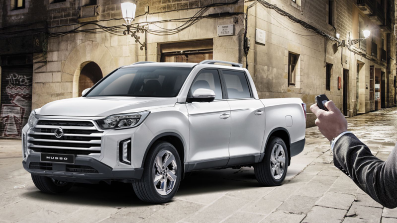 MUSSO Grand 2.2D 4WD DLX 